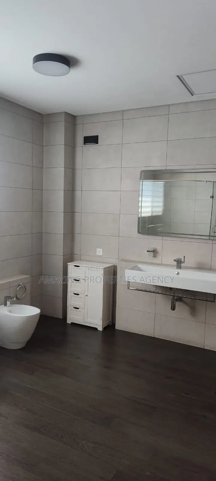 4bdrm House in Labone for sale in Labone