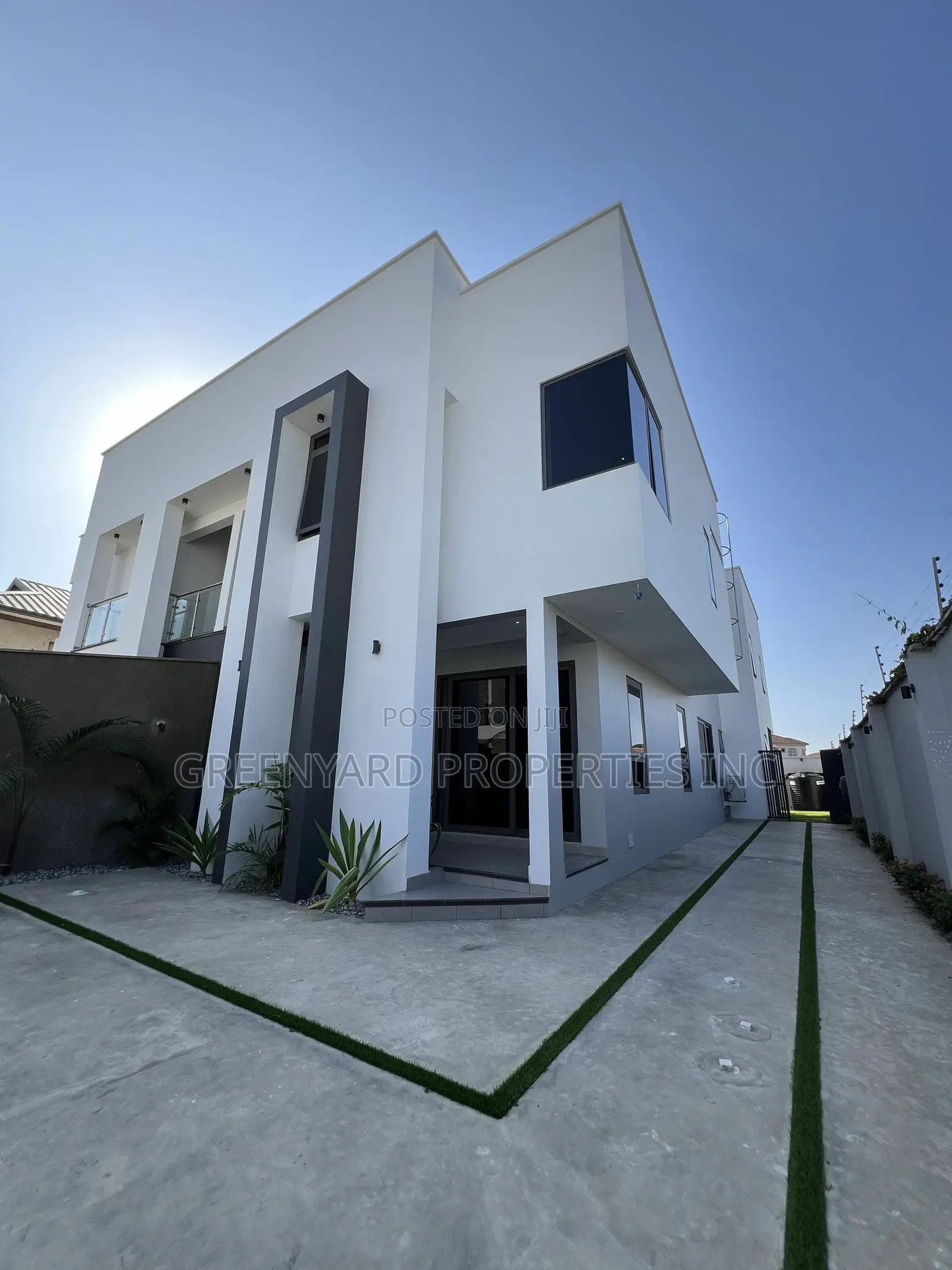 5bdrm House in East Legon for sale in East Legon