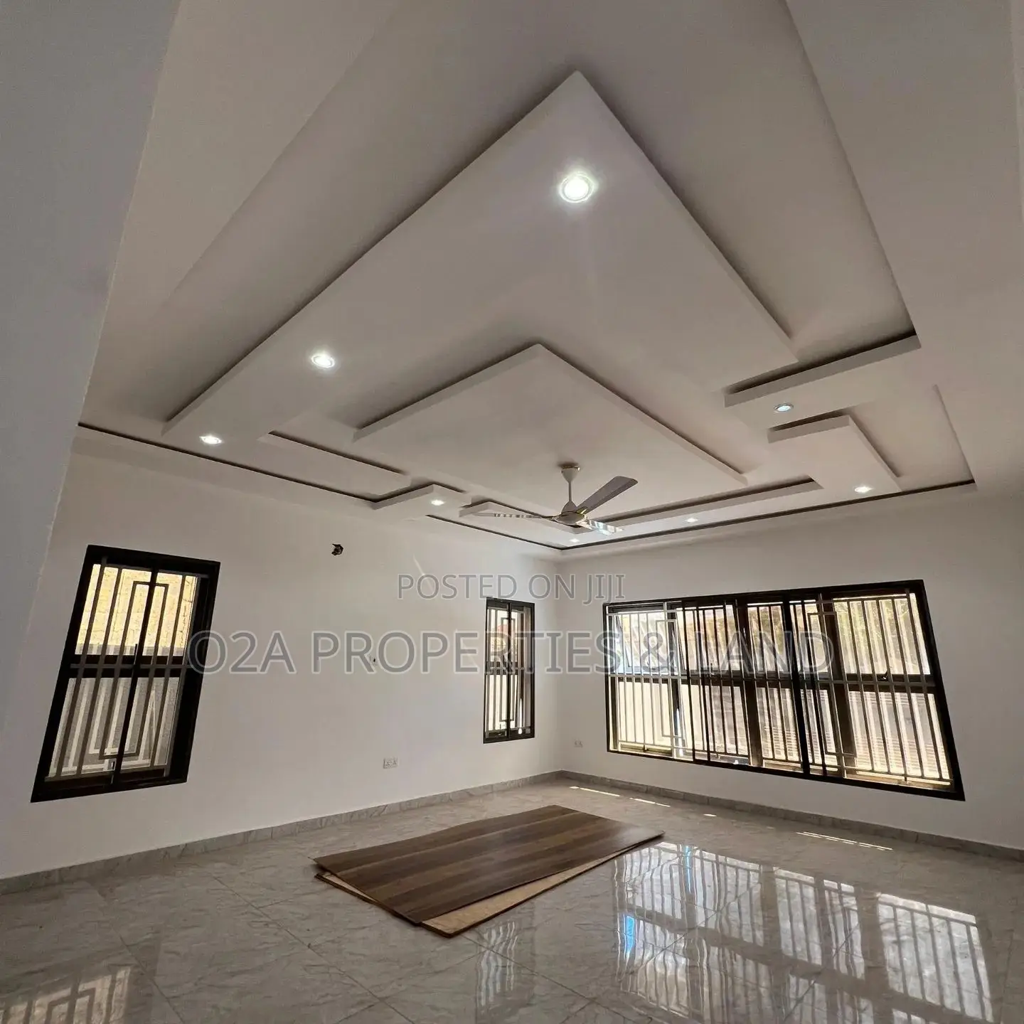 4bdrm House in North Legon Agbogba, School Park Area for sale in School Park Area
