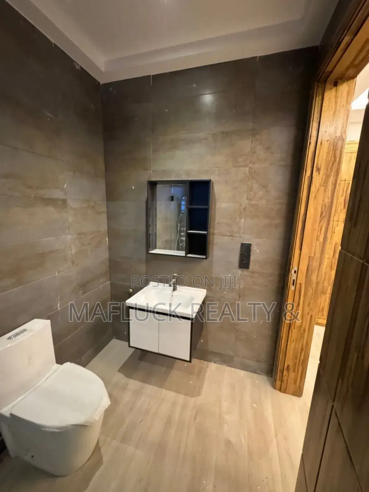2bdrm Apartment in Lakeside Estate for rent in Lake Side Estate