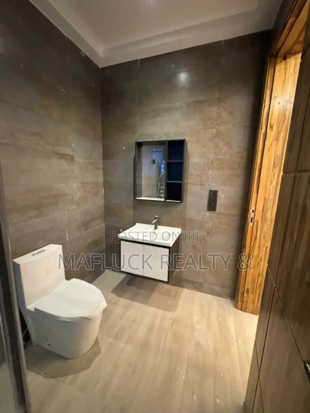 2bdrm Apartment in Lakeside Estate for rent in Lake Side Estate
