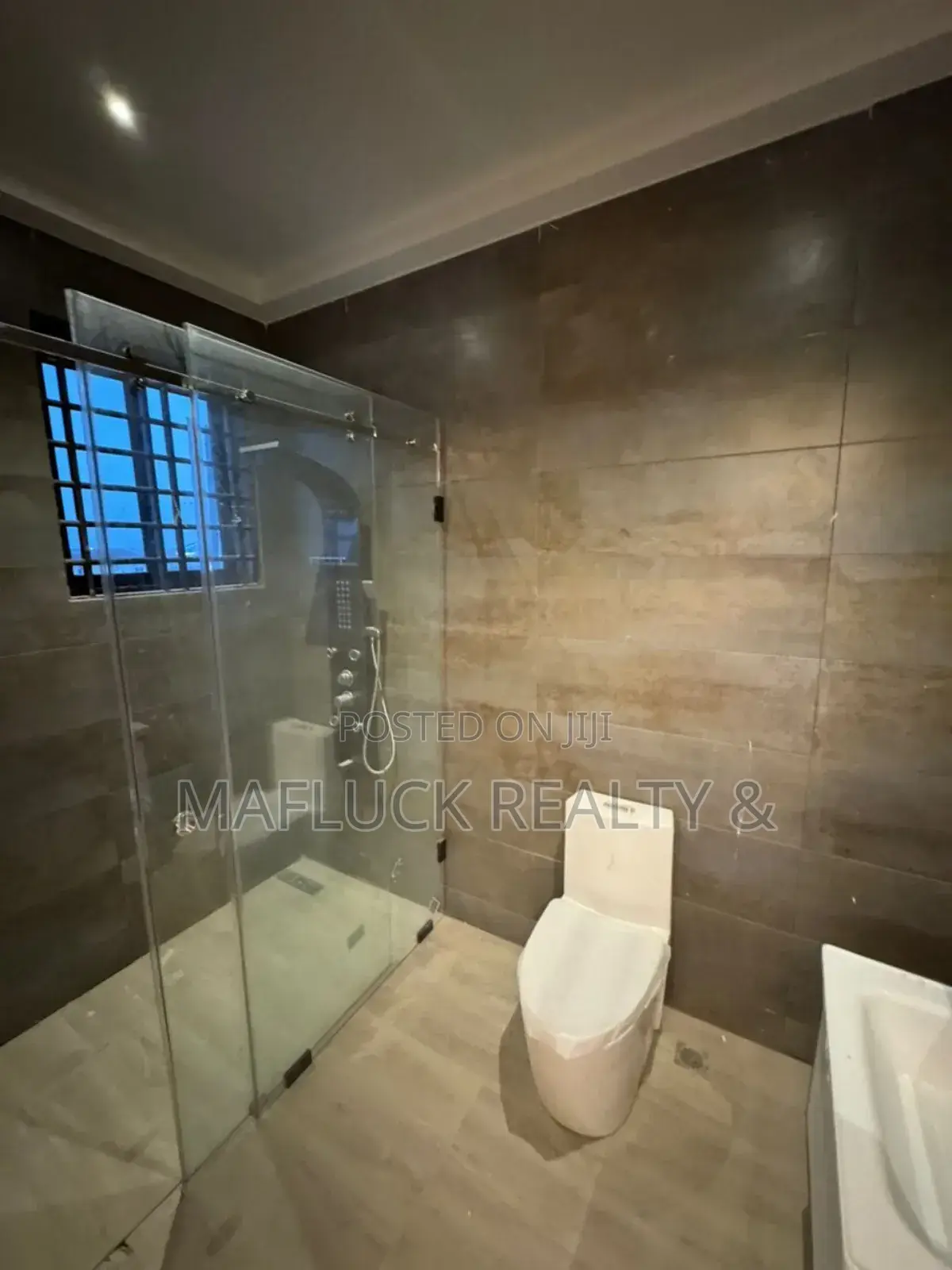 2bdrm Apartment in Lakeside Estate for rent in Lake Side Estate