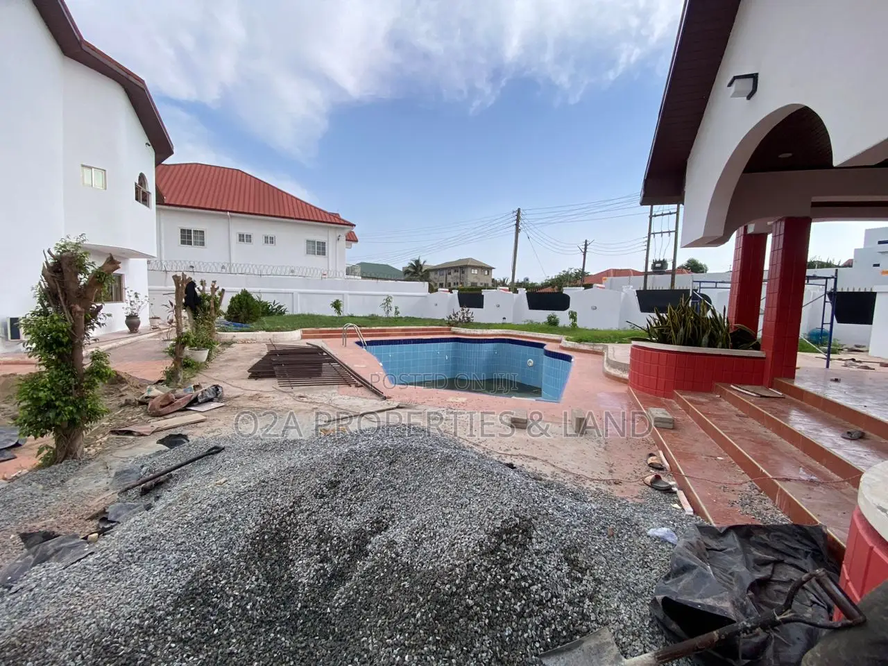5bdrm House in East Legon Trasacco, American House for rent in American House