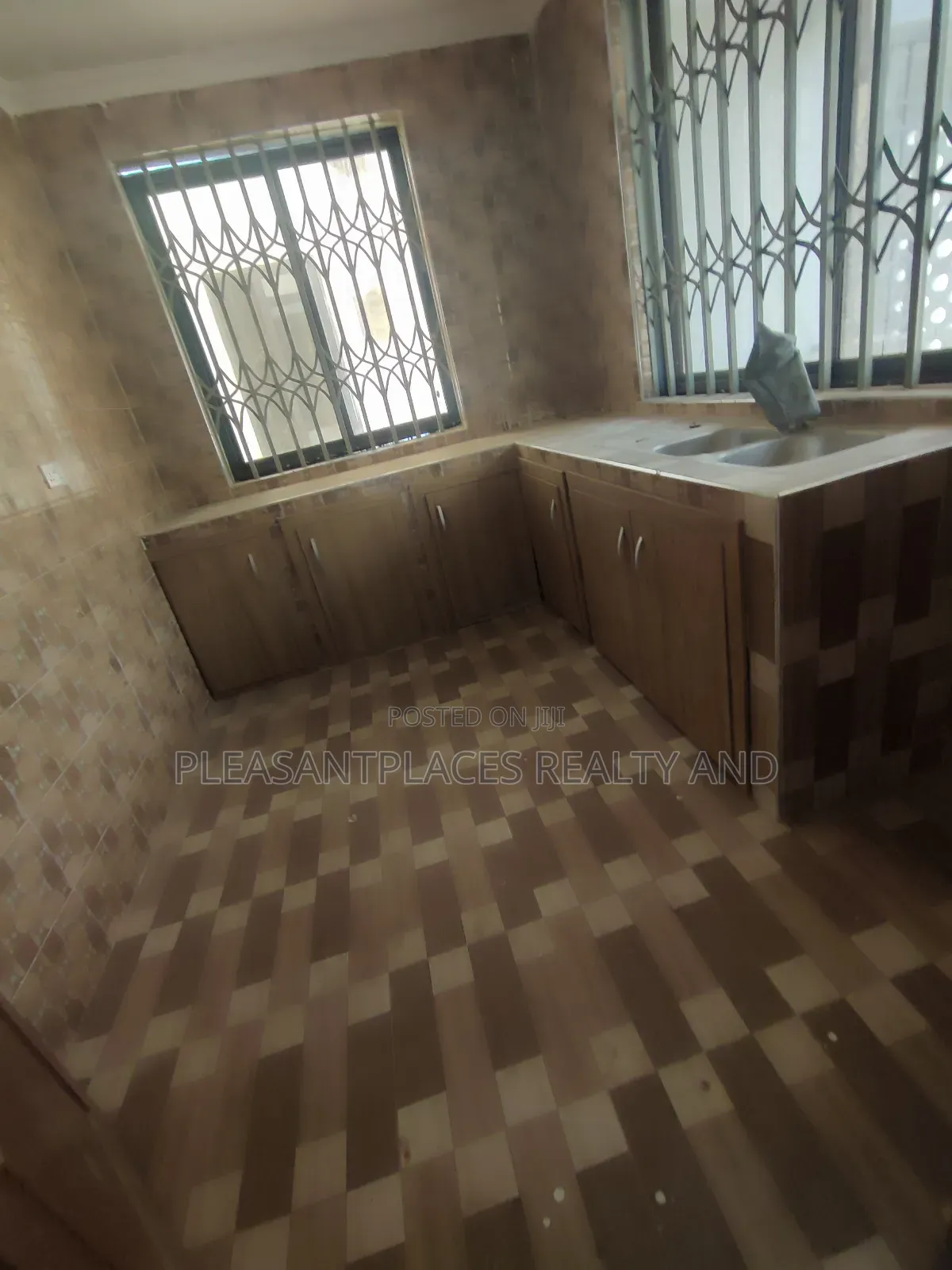 2bdrm Apartment in Pleasantplaces, School Junction for rent in School Junction