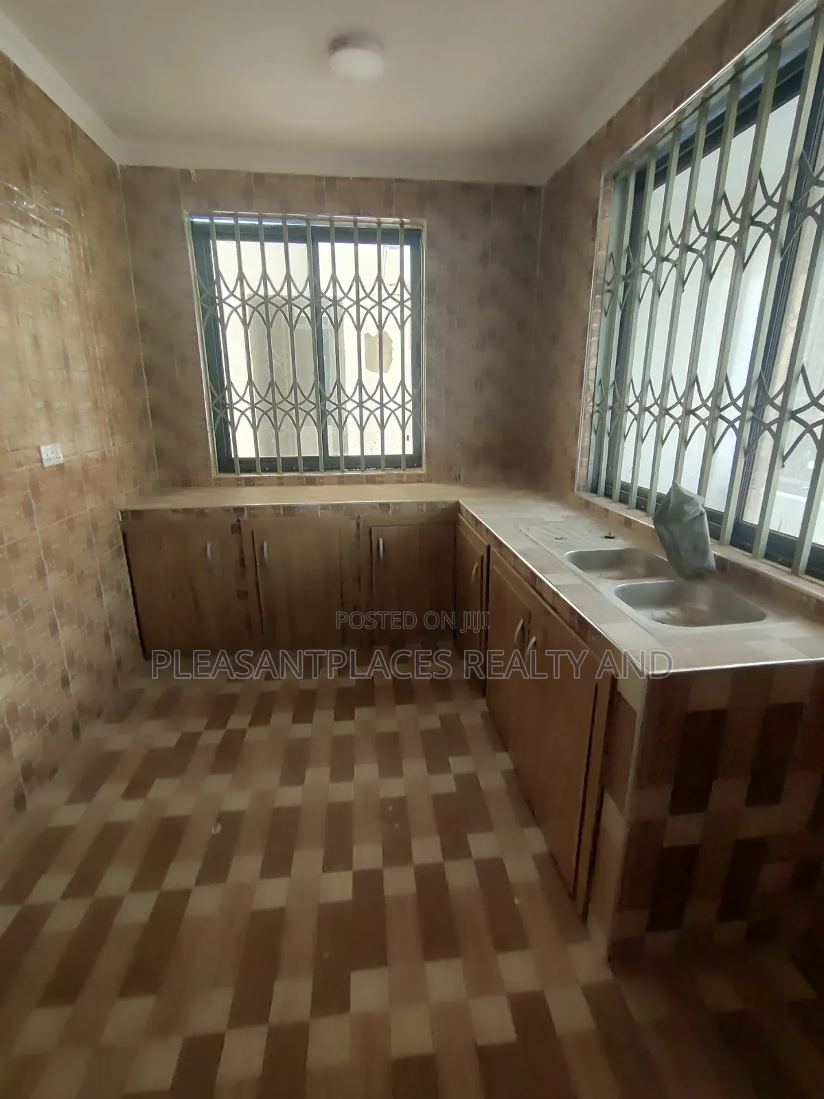 2bdrm Apartment in Pleasantplaces, School Junction for rent in School Junction