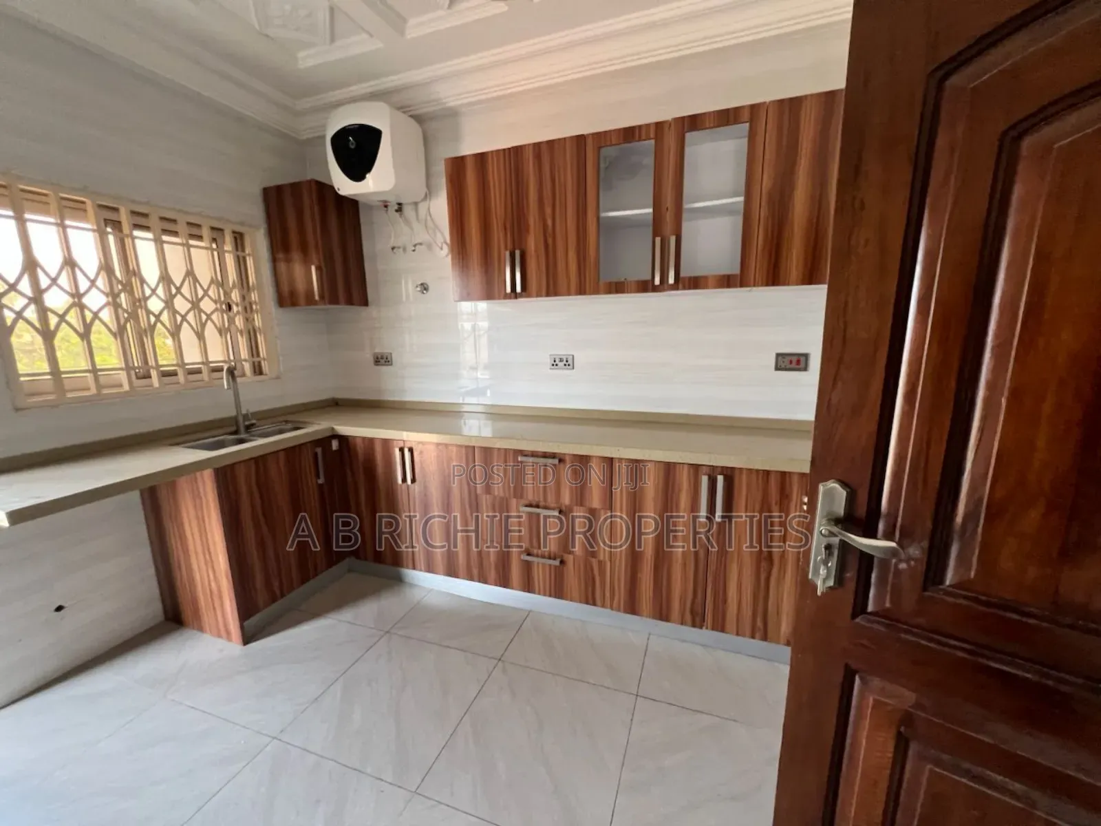 3bdrm Apartment in North Legon for rent in North Legon