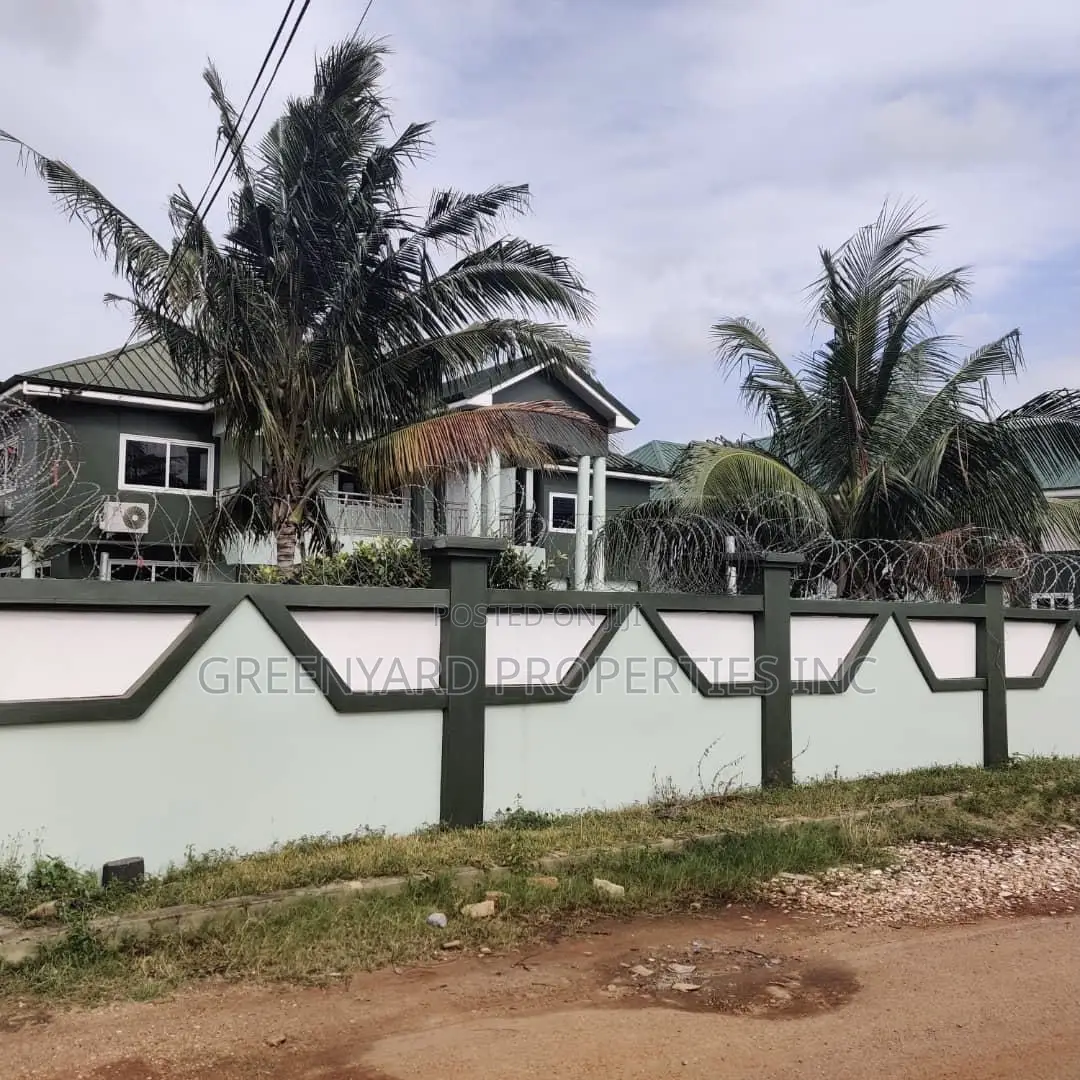 5bdrm House in A&C, East Legon for rent in East Legon