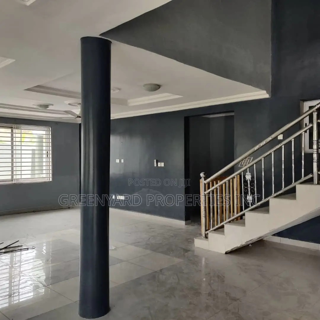 5bdrm House in A&C, East Legon for rent in East Legon