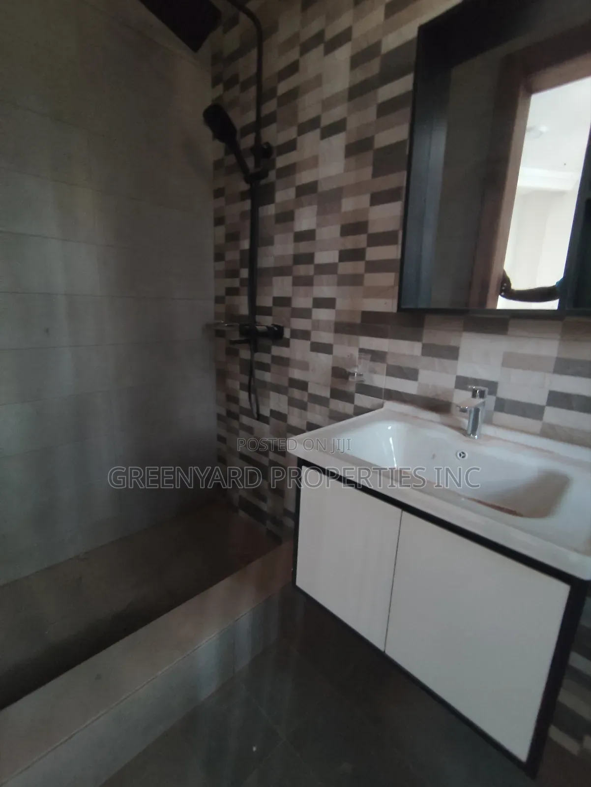 1bdrm Apartment in American House, East Legon for rent in East Legon