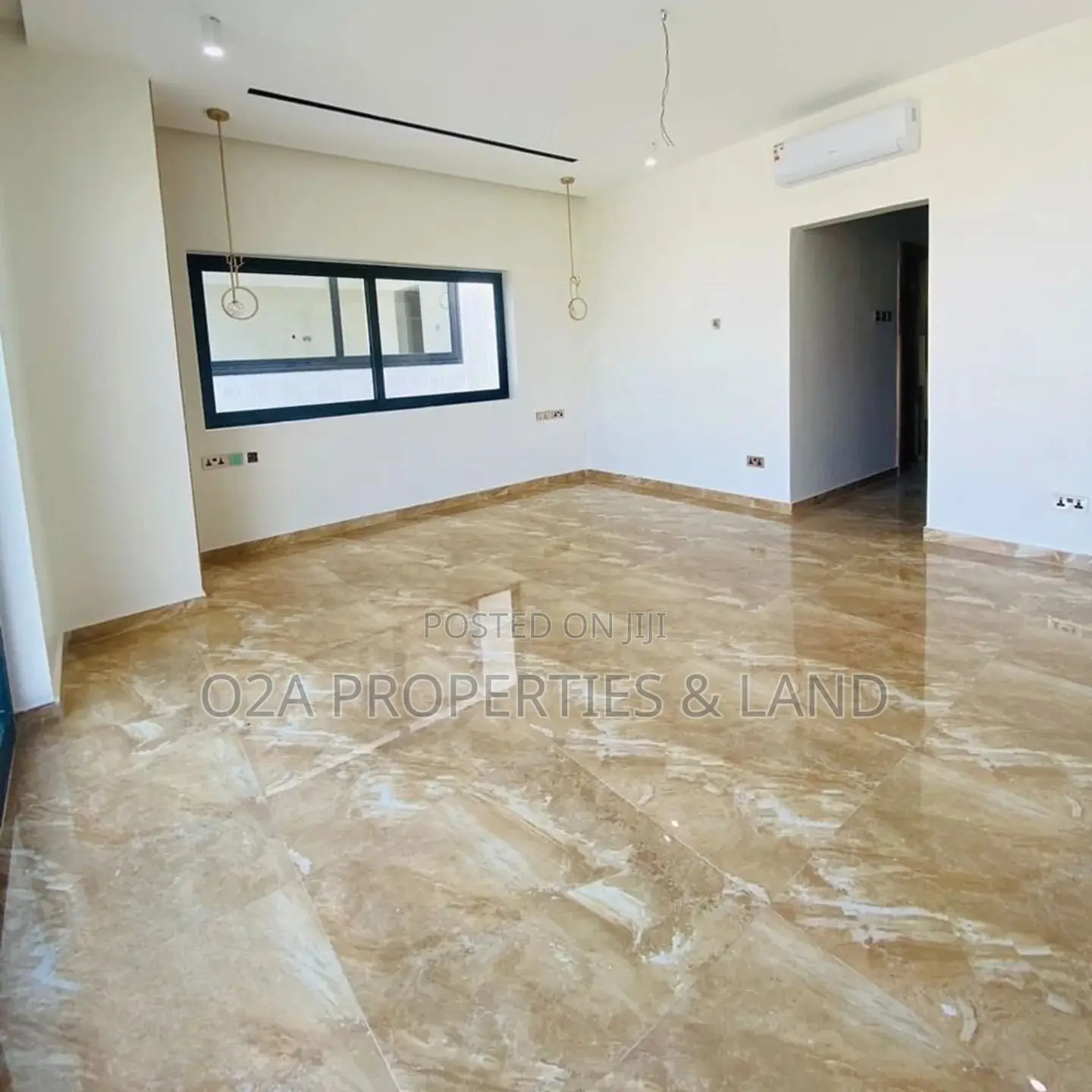 4bdrm House in East Airport for sale in Airport Residential Area