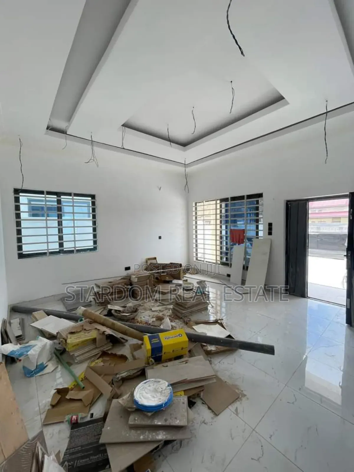3bdrm Duplex in Spintex Road, Com18 for sale in Spintex