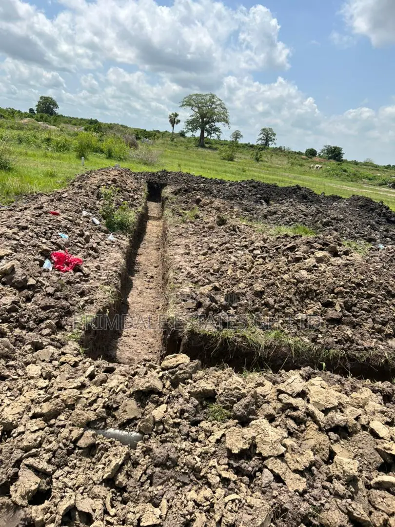 Litigation Free Afienya Demarcated Plots on Sale(Geuine)) in Accra Metropolitan