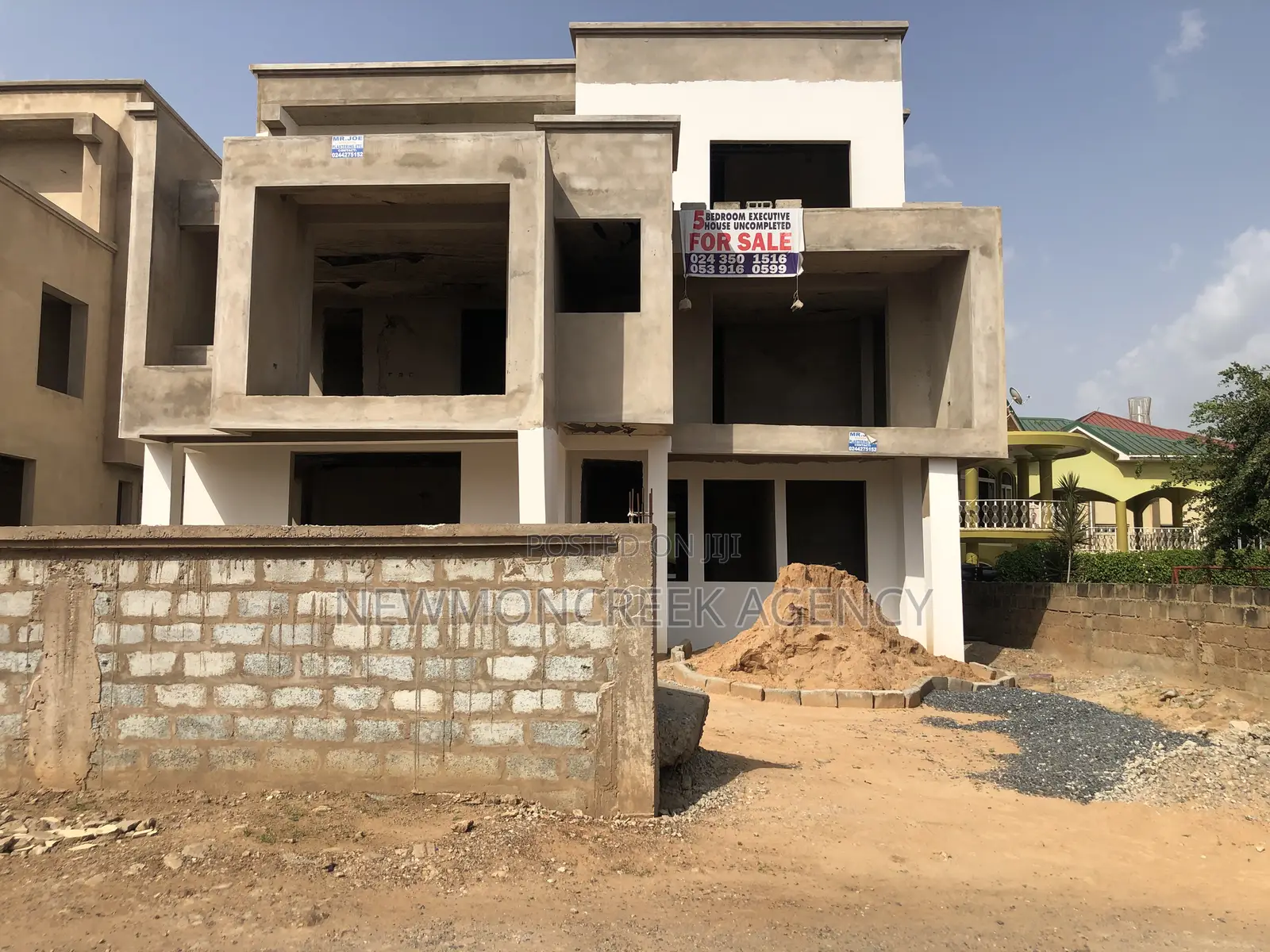 5bdrm Duplex in Adjirigannor, Accra Metropolitan for sale in Accra Metropolitan
