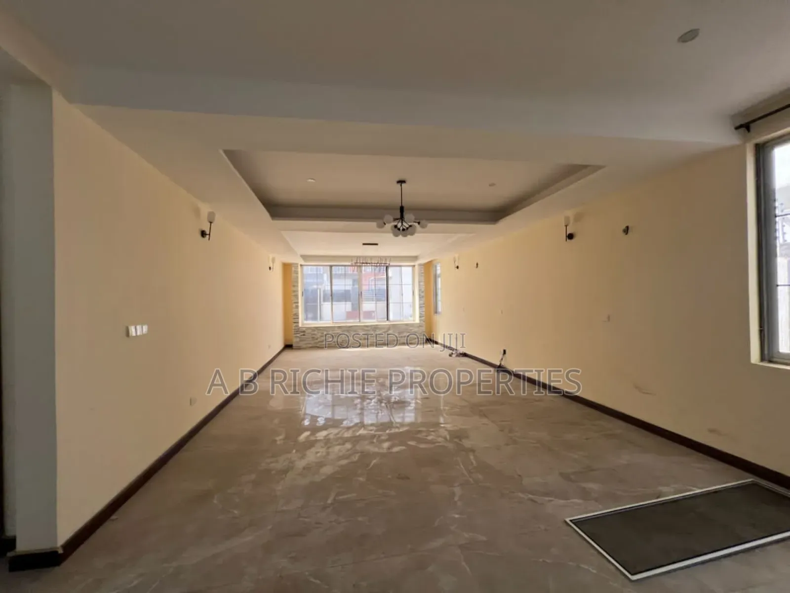 4bdrm Penthouse in Ab Richie Properties, East Legon for sale in East Legon