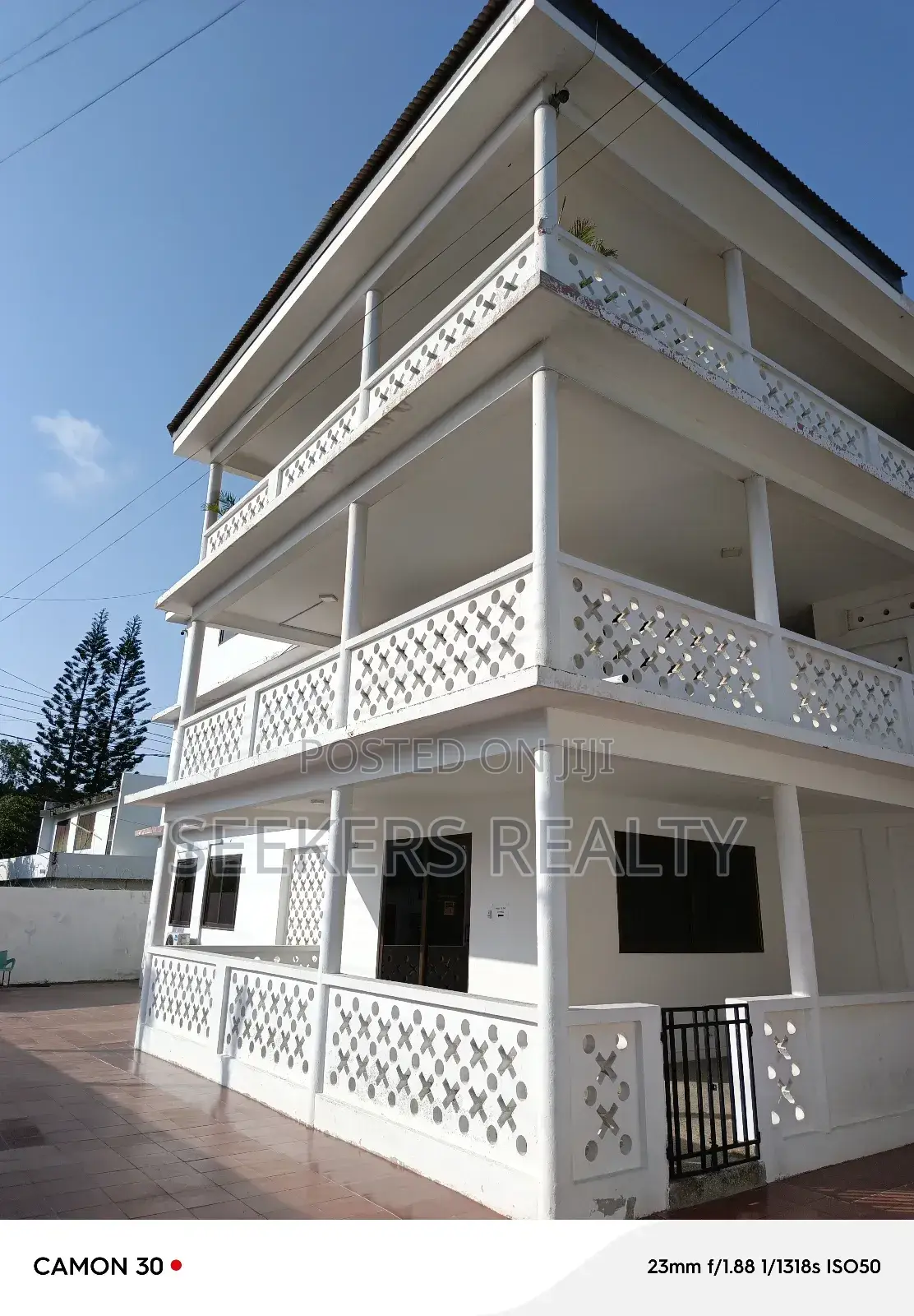 2bdrm Apartment in Seekers Realty, Labone SHS Area for rent in Labone SHS Area