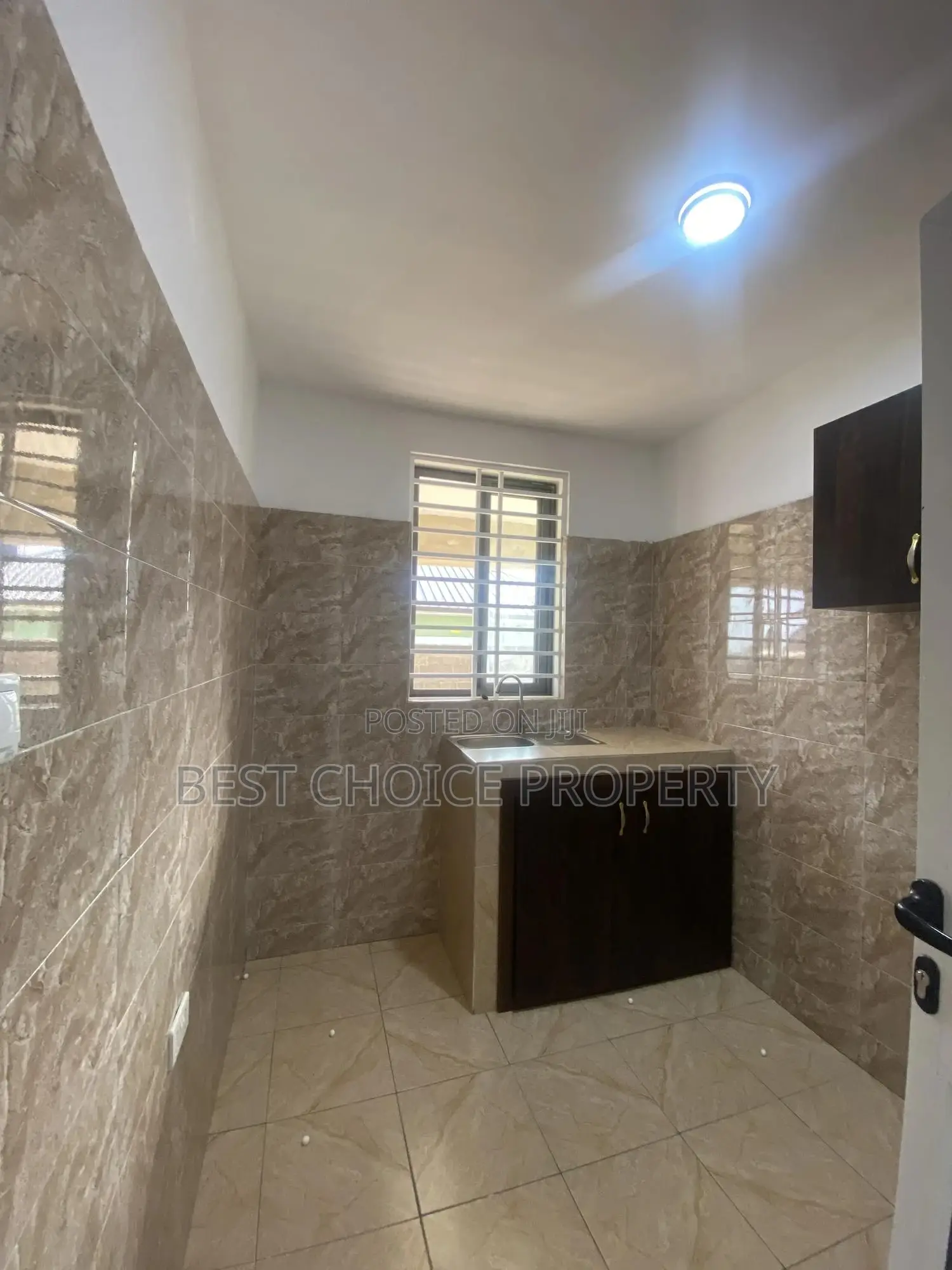 Furnished 1bdrm Apartment in Foster Home, Adenta for rent in Adenta