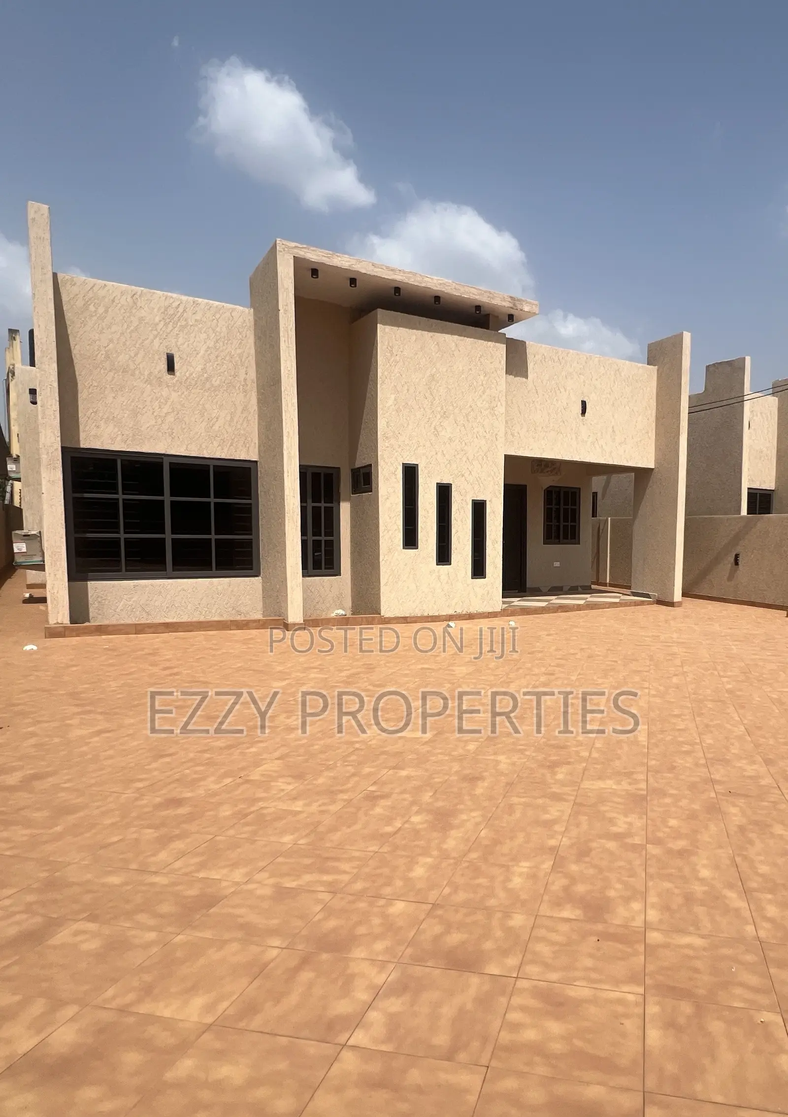 3bdrm House in Lakeside Estate, Ashaley Botwe for sale in Ashaley Botwe