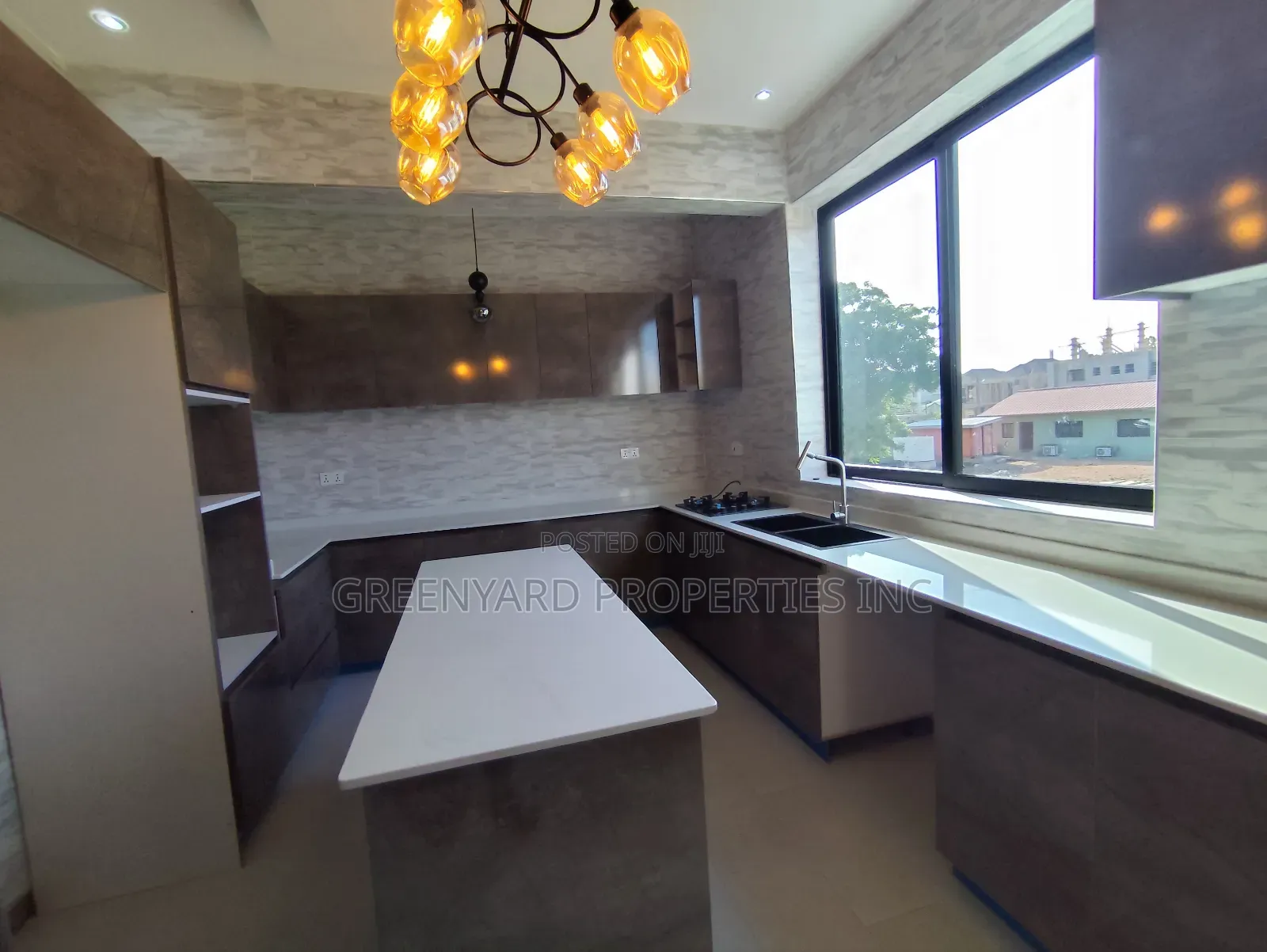 2bdrm Apartment in American House, East Legon for sale in East Legon