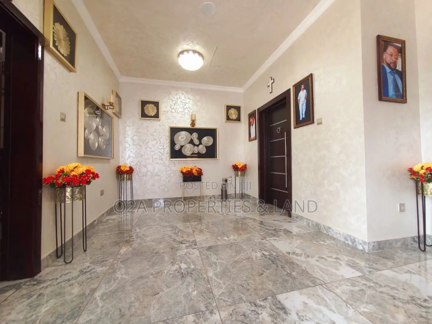 Furnished 6bdrm House in East Legon, Near Kfc, American House for sale in American House