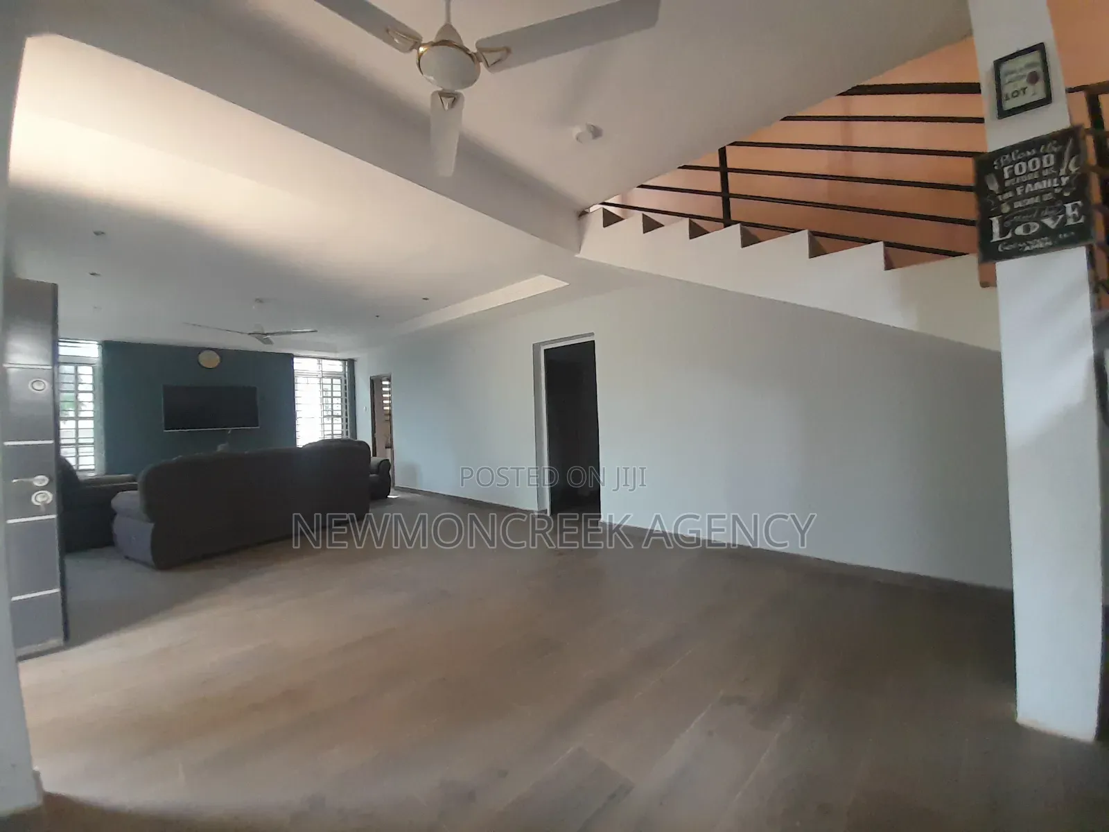 4bdrm Duplex in Oyarifa Estate, Accra Metropolitan for rent in Accra Metropolitan