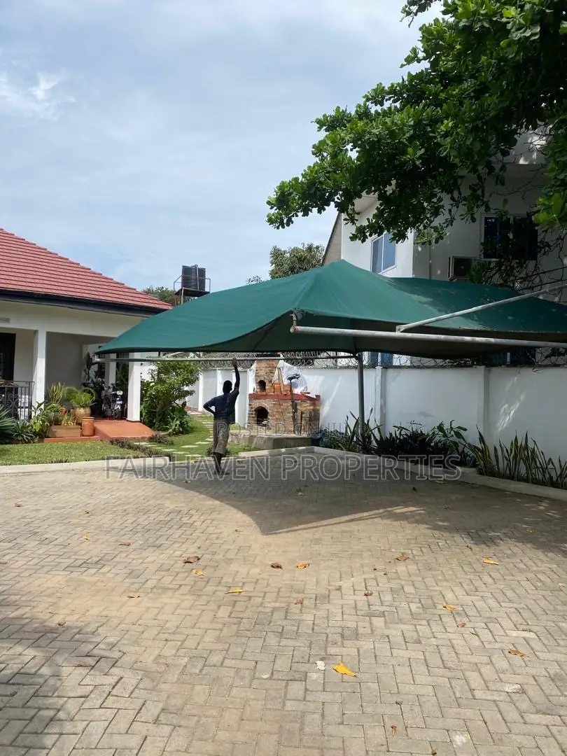 Furnished 2bdrm House in Cantonment, Cantonments for rent in Cantonments