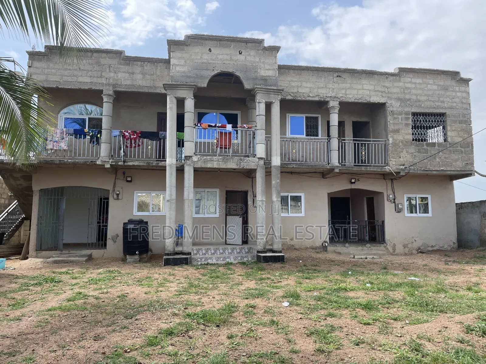 6bdrm House in Fredimens Real, Awutu Senya East Municipal for sale in Awutu Senya East Municipal