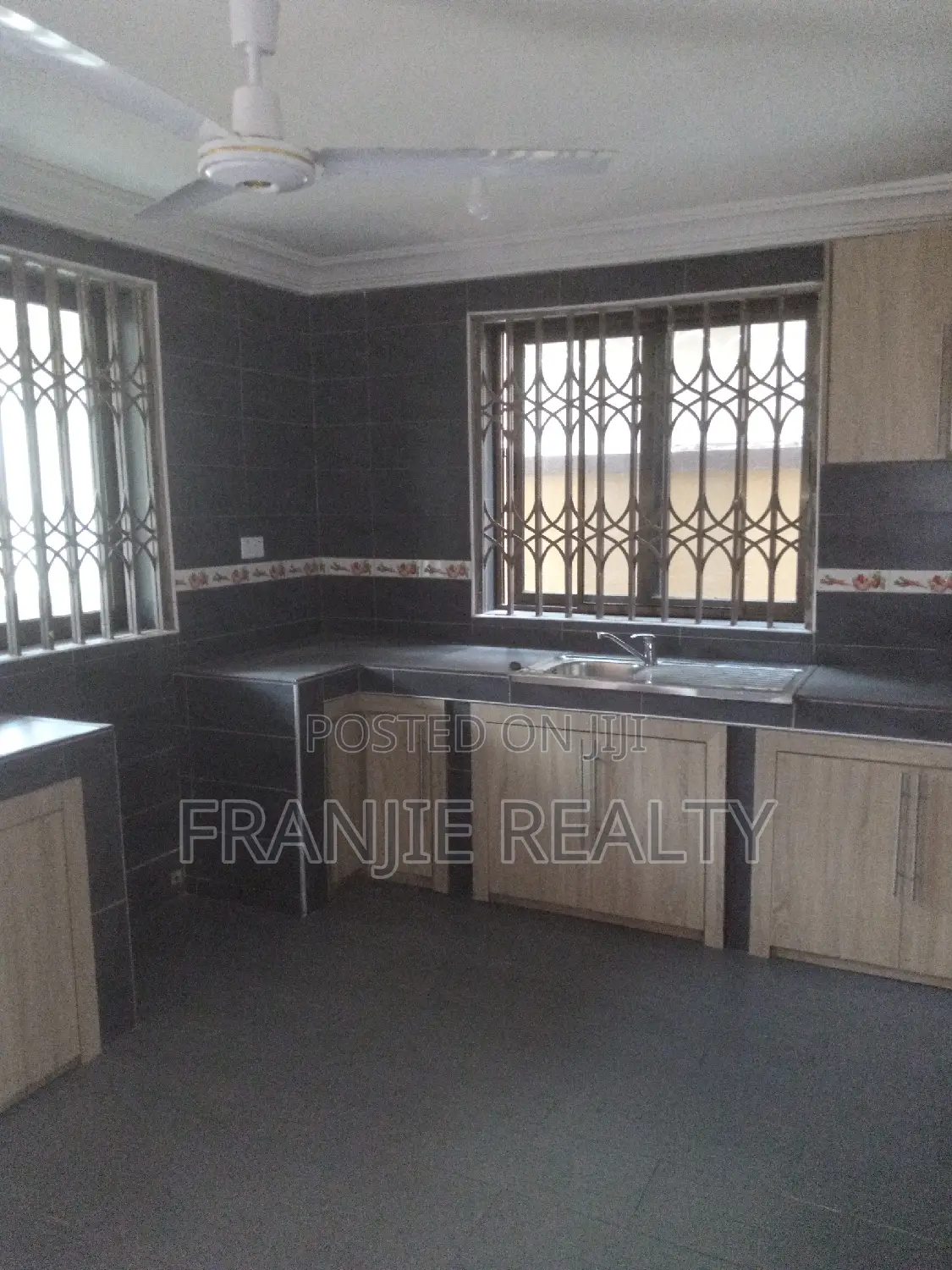 2bdrm Apartment in West Hills Mall Area for rent in West Hills Mall Area