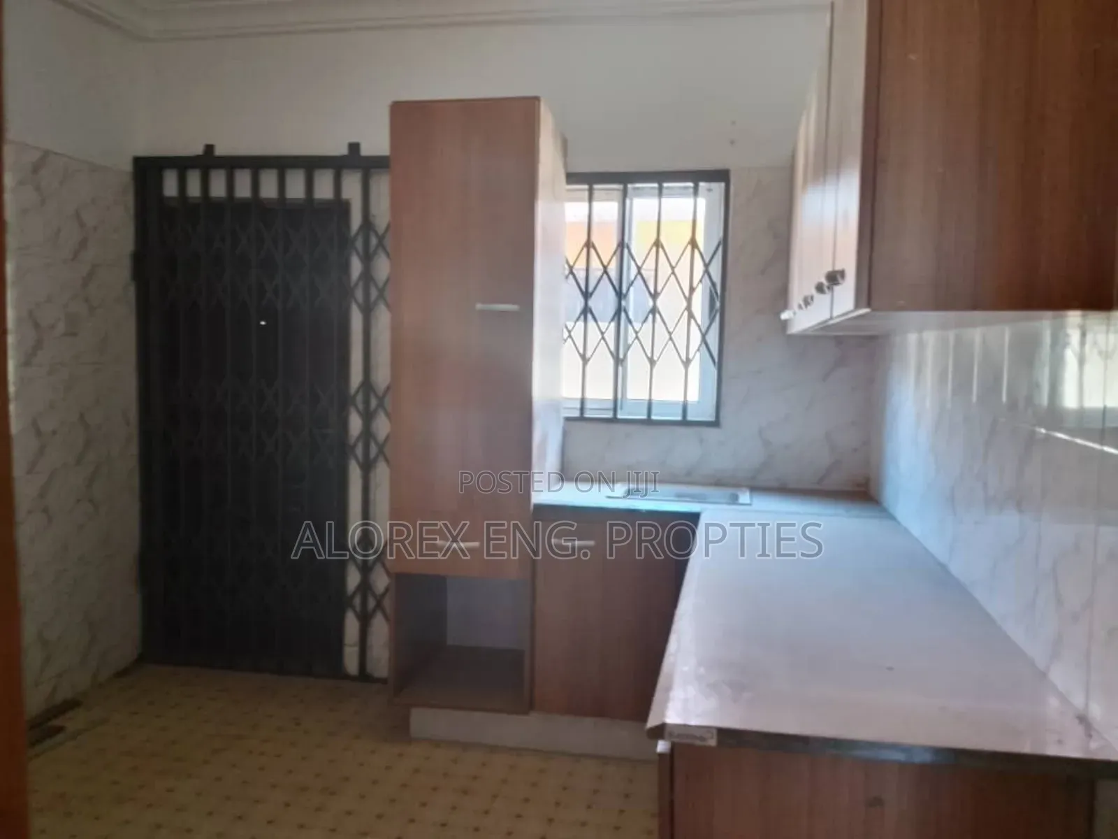 2bdrm House in $60,000, Oyarifa for sale in Oyarifa