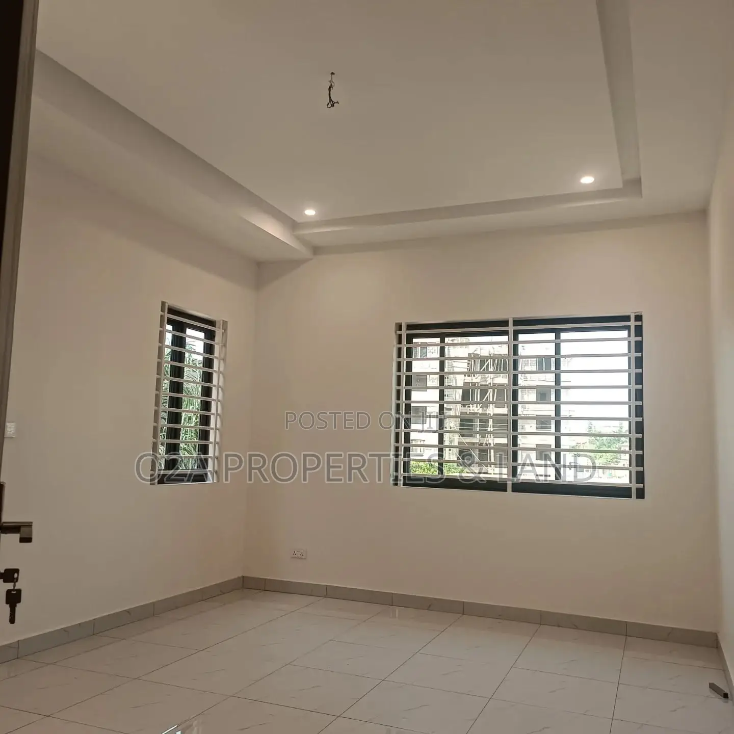5bdrm House in East Legon, American House for sale in American House