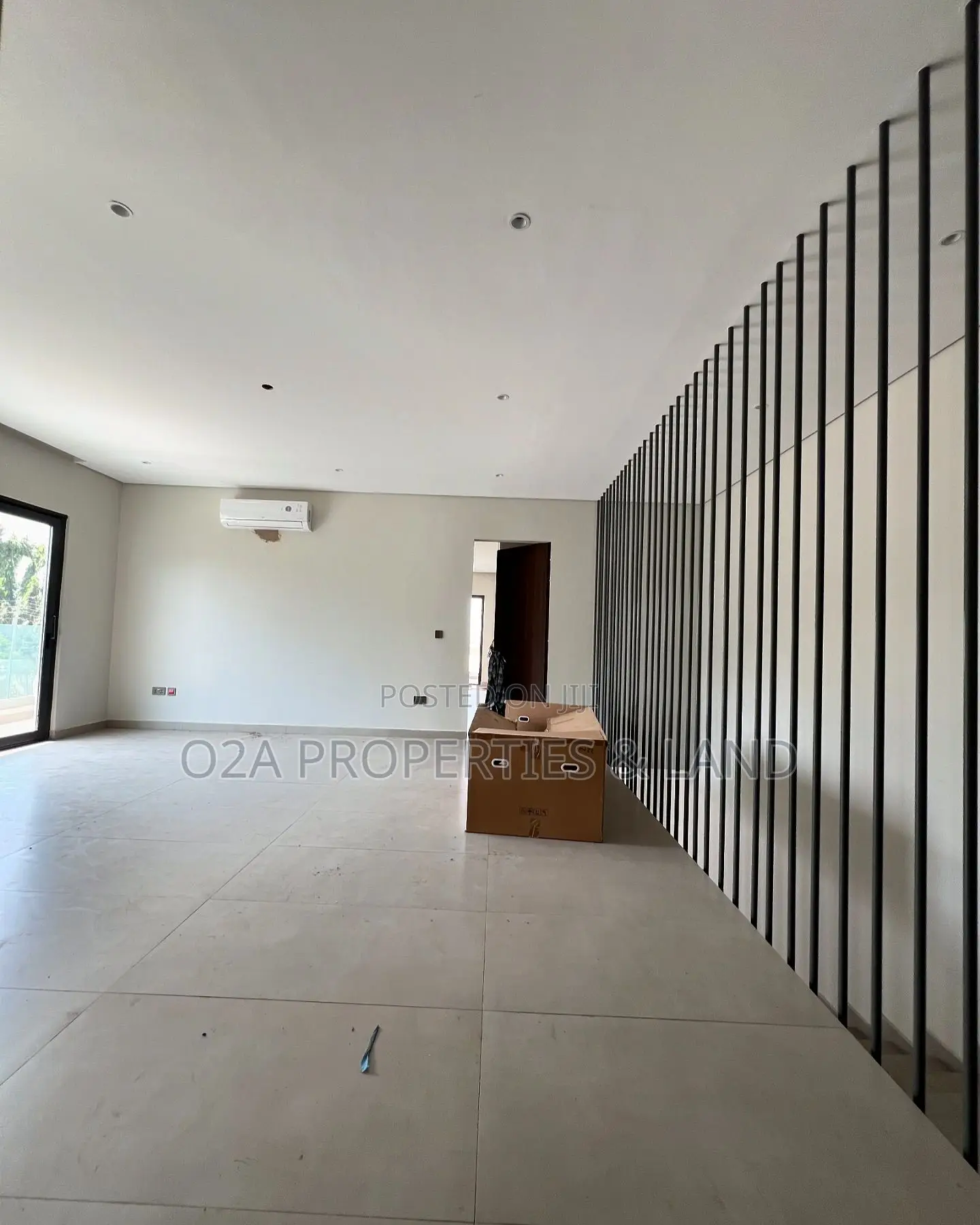5bdrm House in East Legon, American House for sale in American House