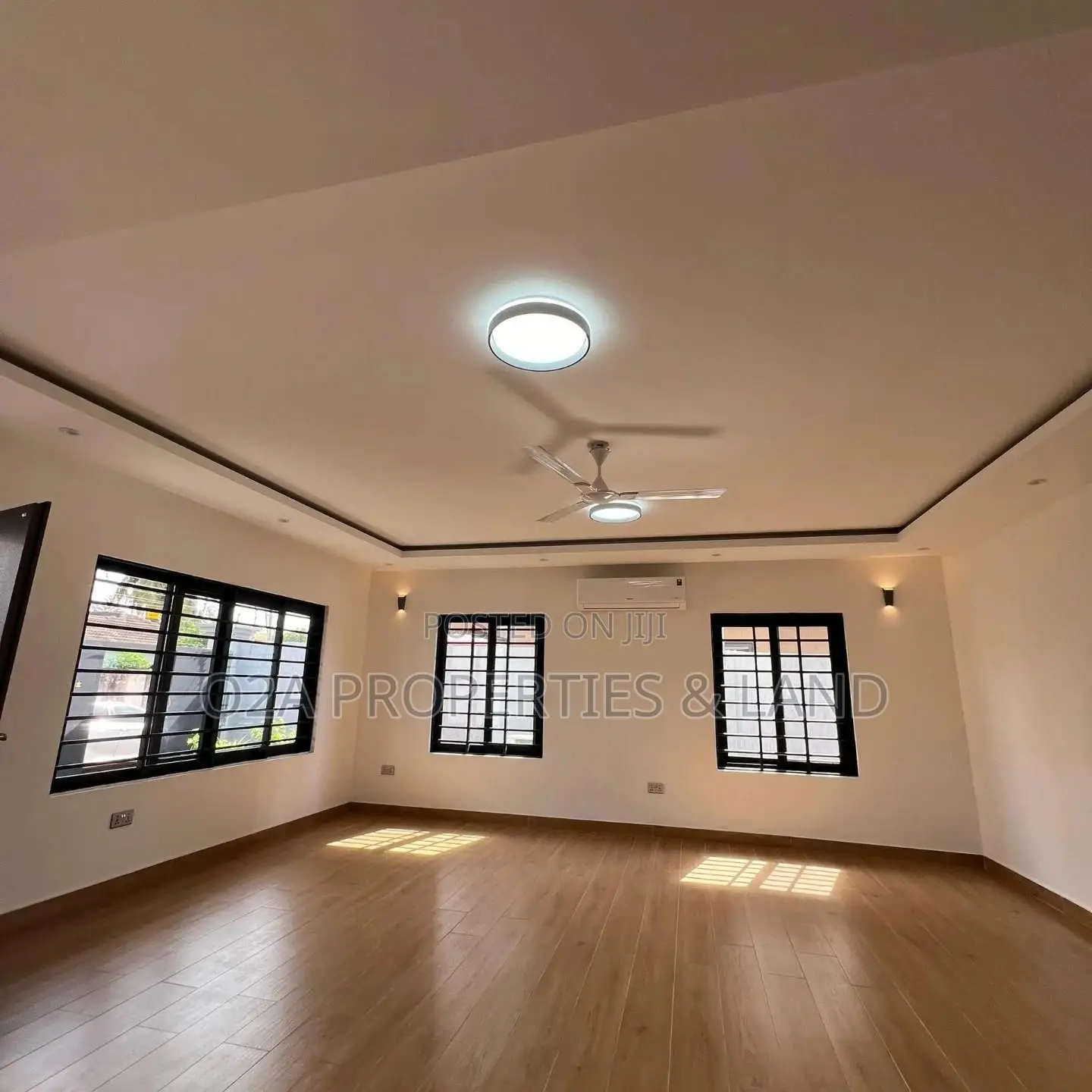 5bdrm House in North Legon for sale in North Legon