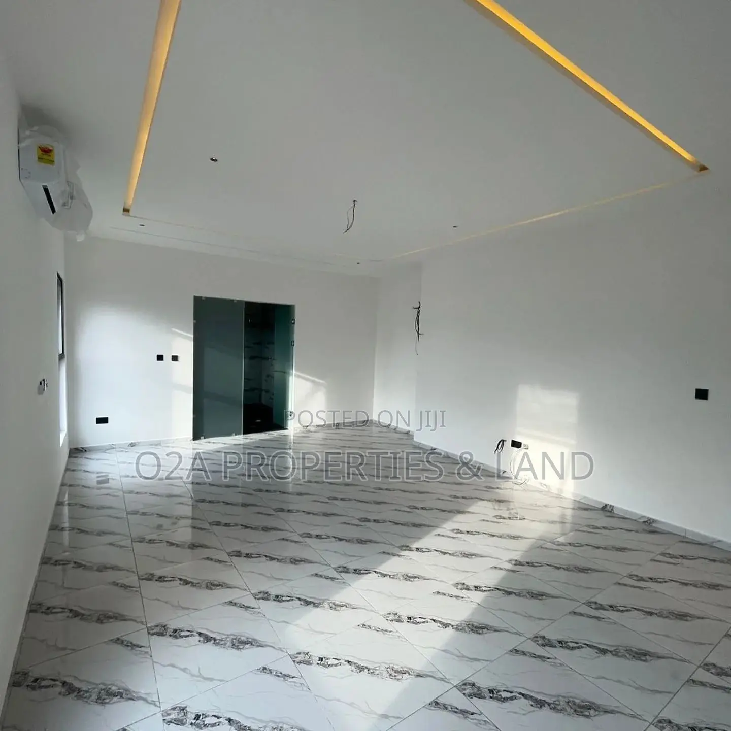 4bdrm House in Ashaley Botwe, Lake Side Estate for sale in Lake Side Estate