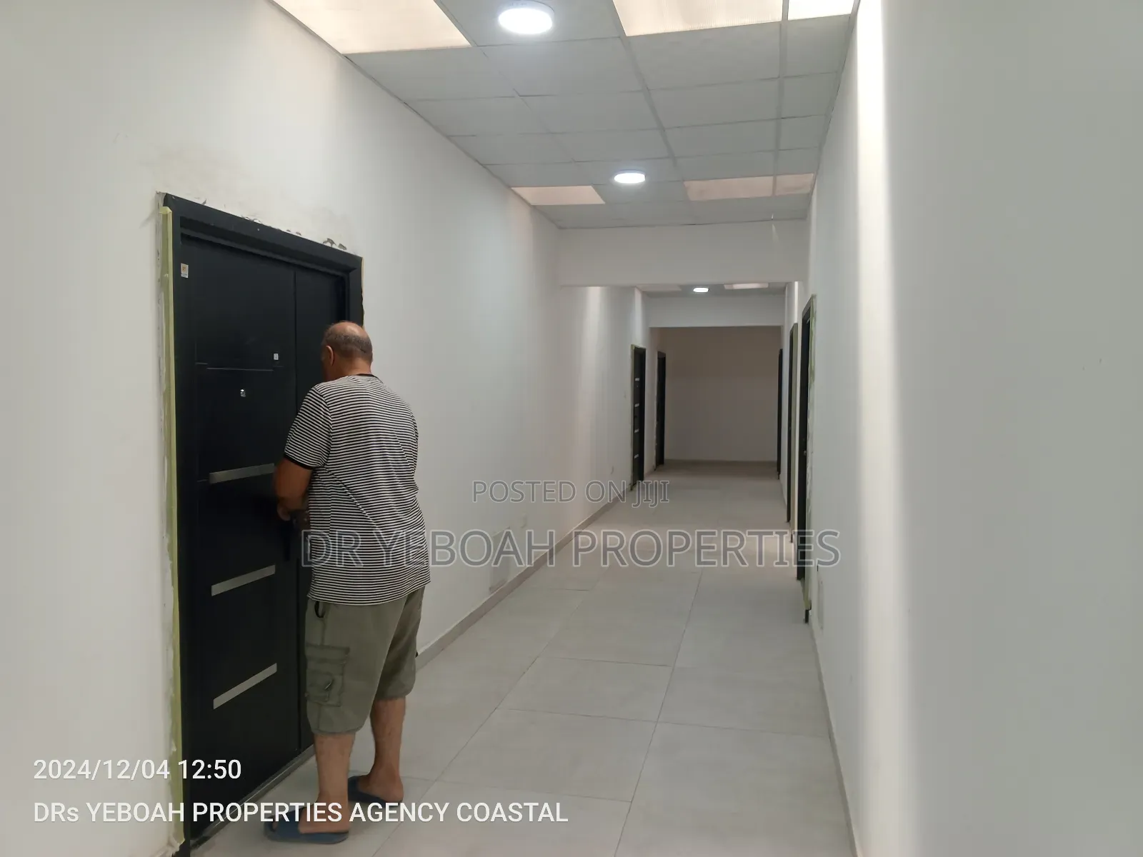 Spintex:- Office Space to Let in Spintex