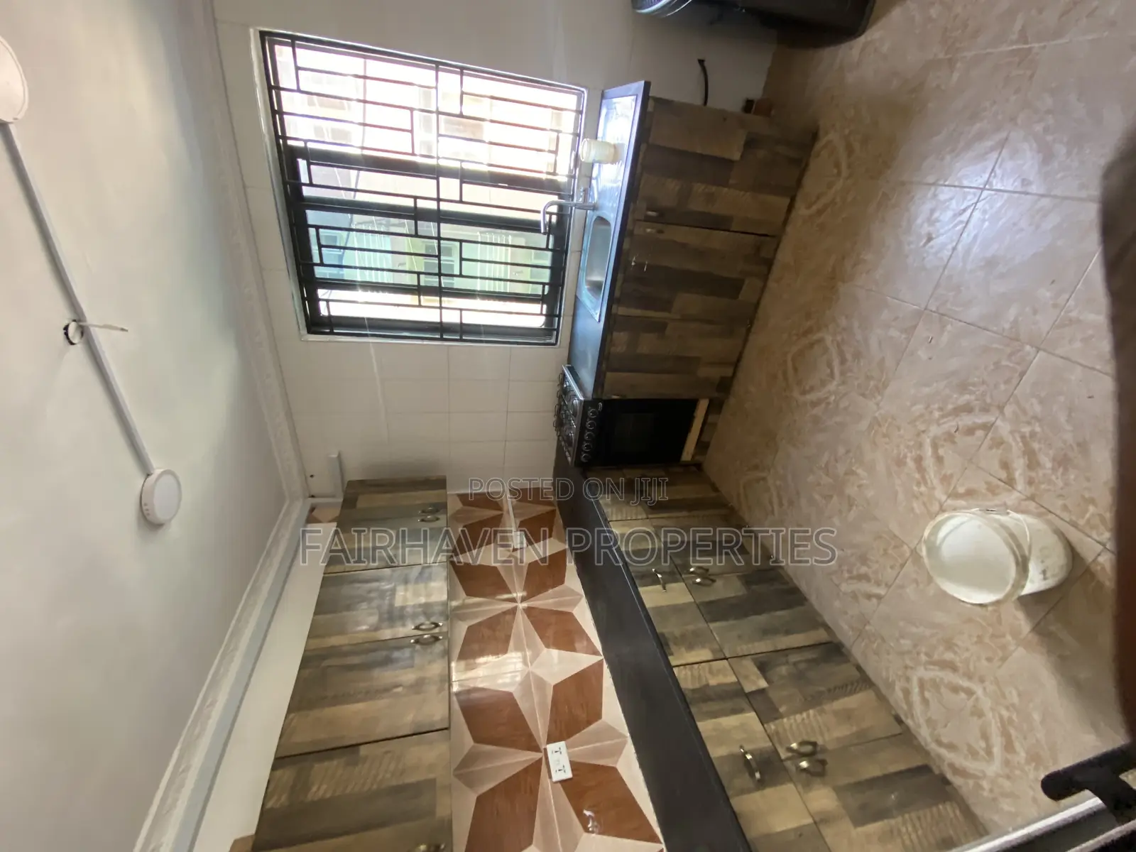 3bdrm Apartment in Tseaddo, Airport Residential Area for rent in Airport Residential Area