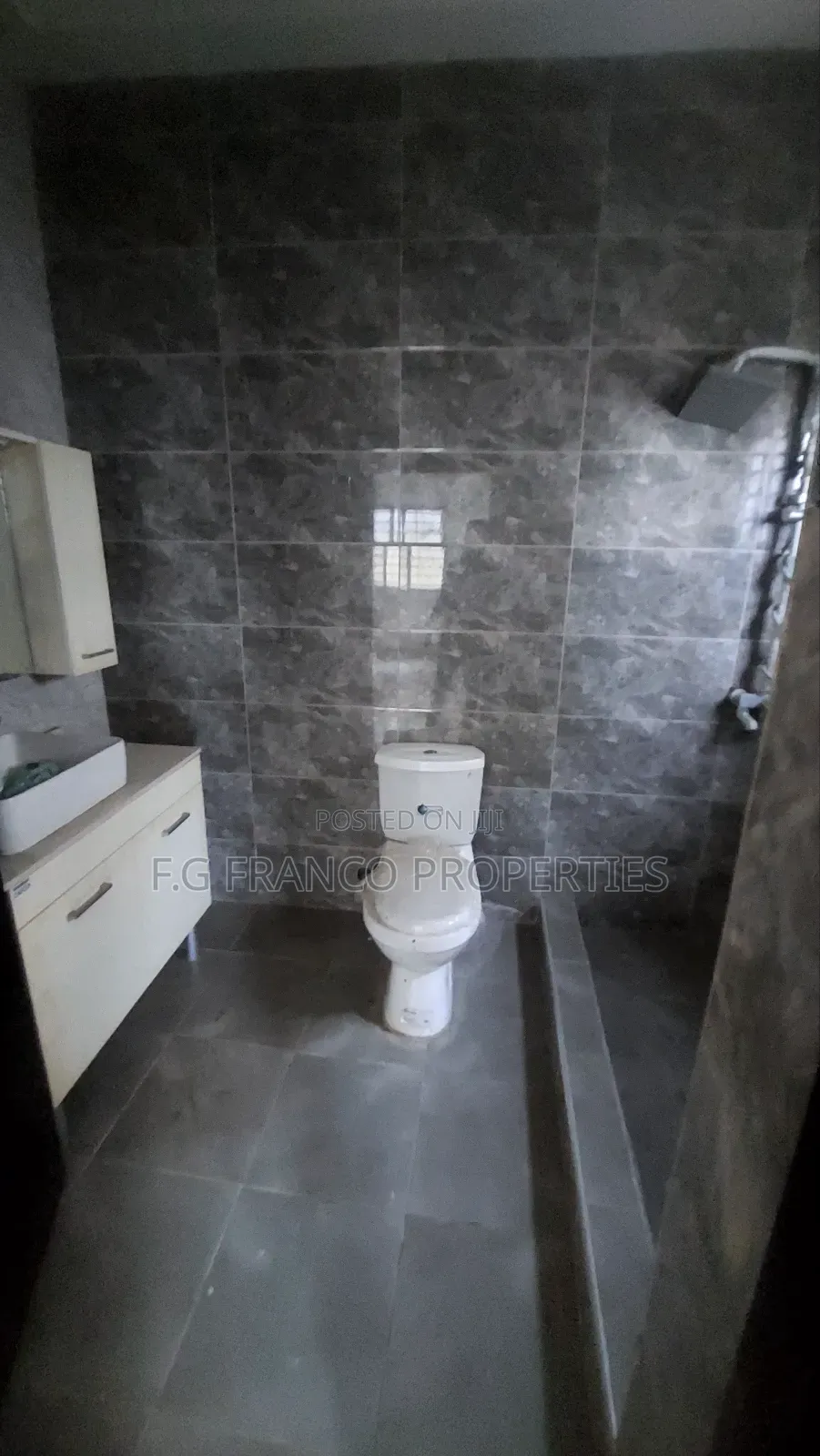 4bdrm House in Kg.Franco Real, East Legon for rent in East Legon
