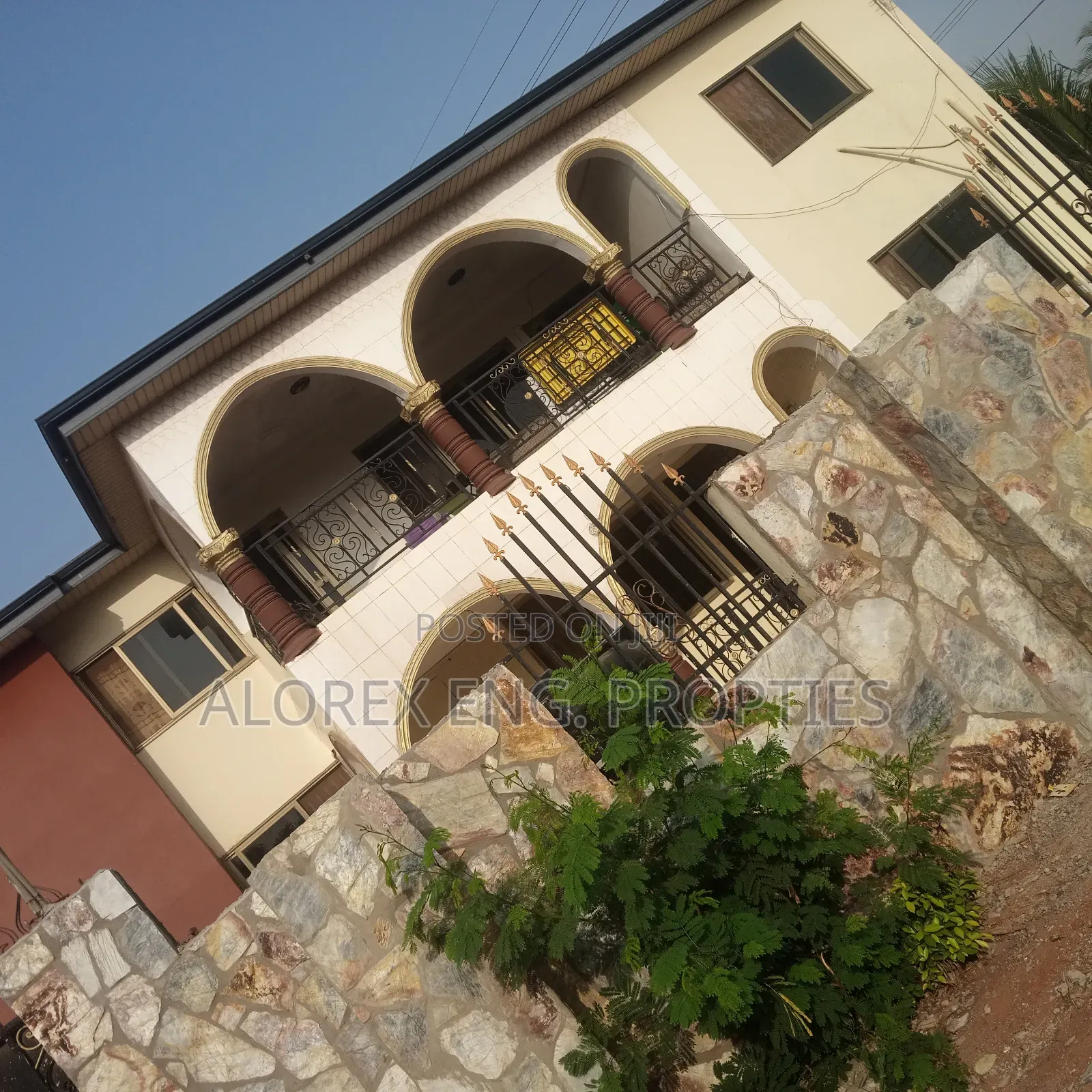 1bdrm Apartment in Amanfro, Adenta for rent in Adenta