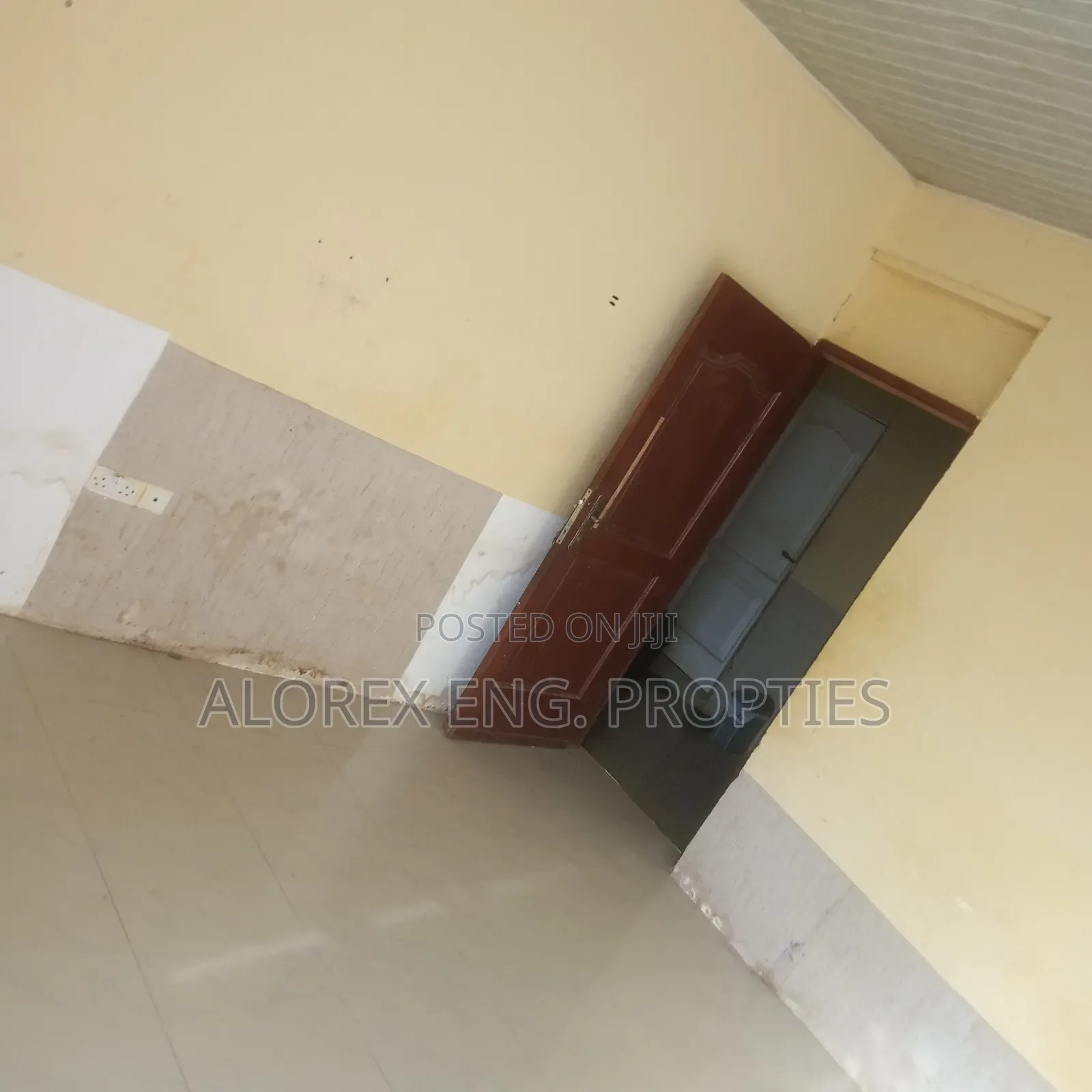 1bdrm Apartment in Amanfro, Adenta for rent in Adenta