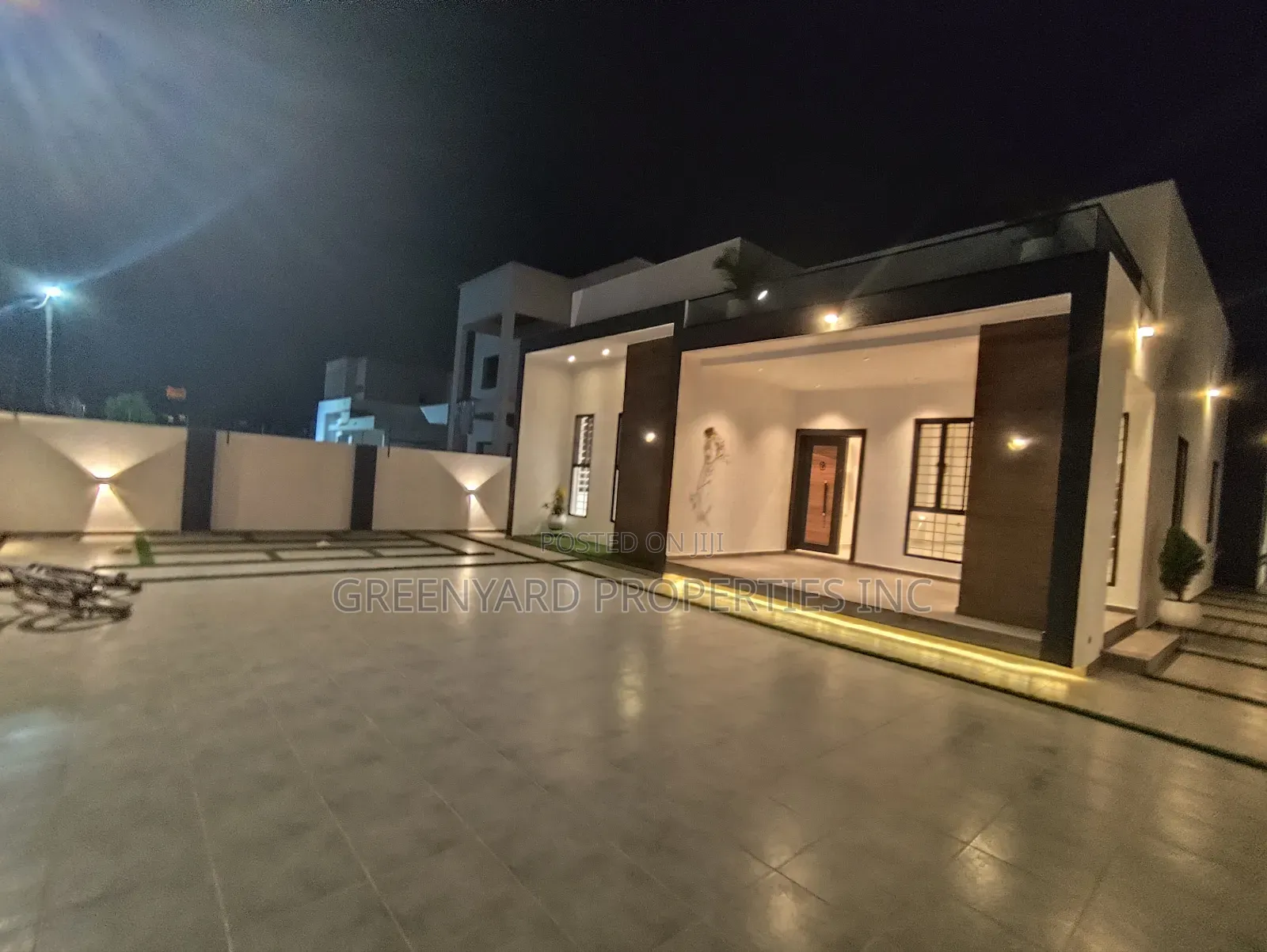 3bdrm House in Hills, East Legon for sale in East Legon