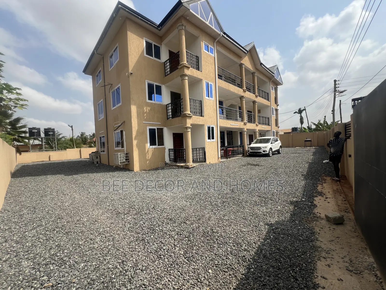 2bdrm Apartment in Bee Decor & Homes, Adenta for rent in Adenta