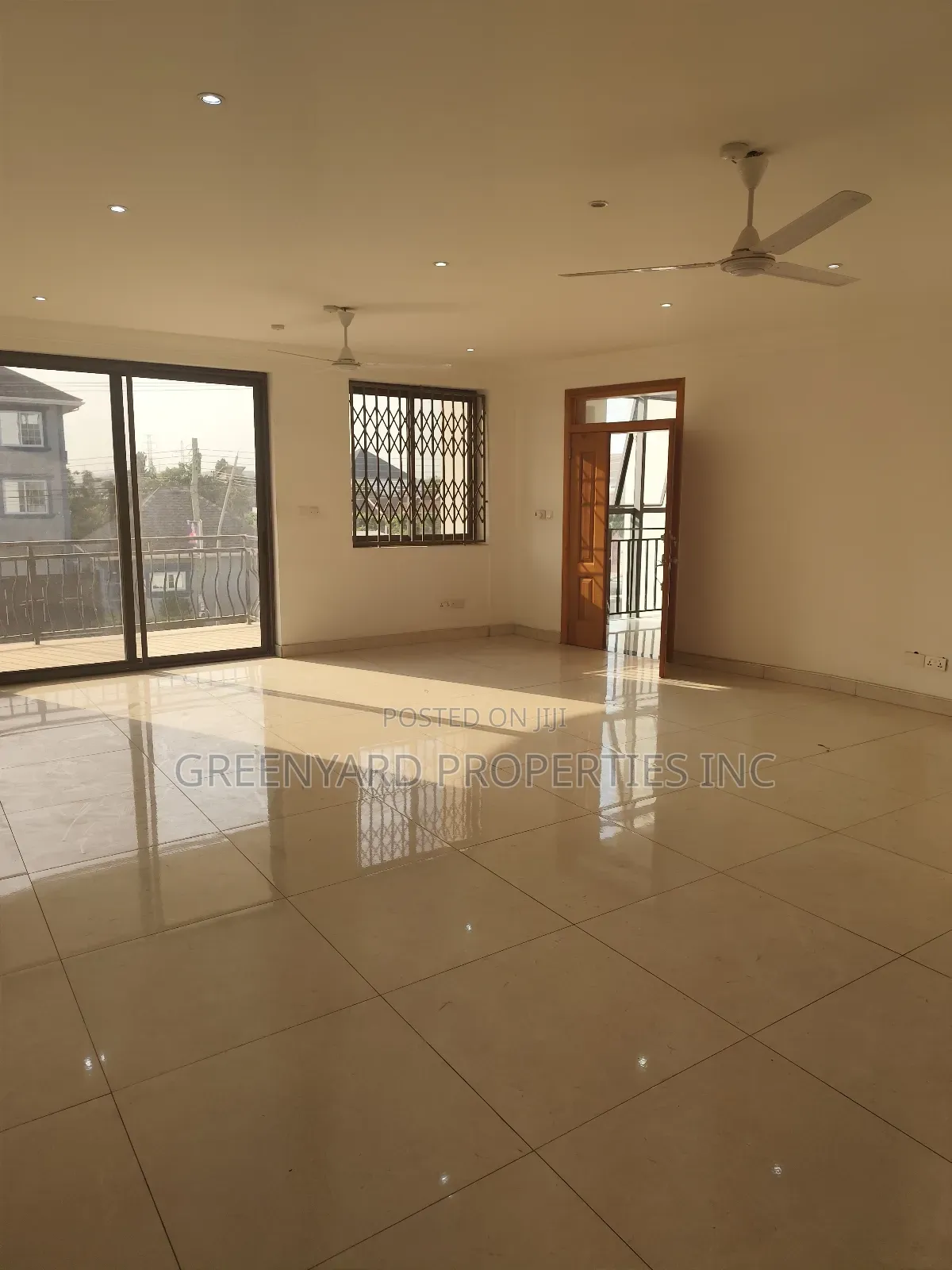 3bdrm Apartment in American House, East Legon for rent in East Legon