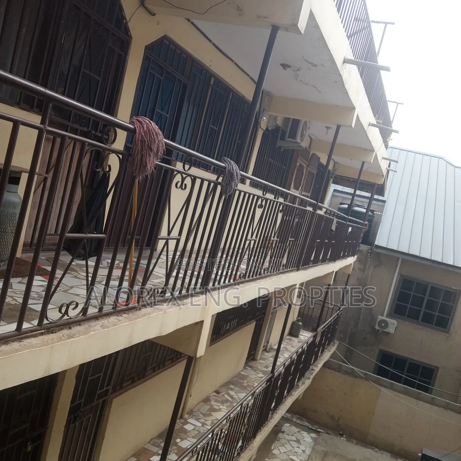 1bdrm Apartment in Chamber Self Rowi, Adenta for rent in Adenta
