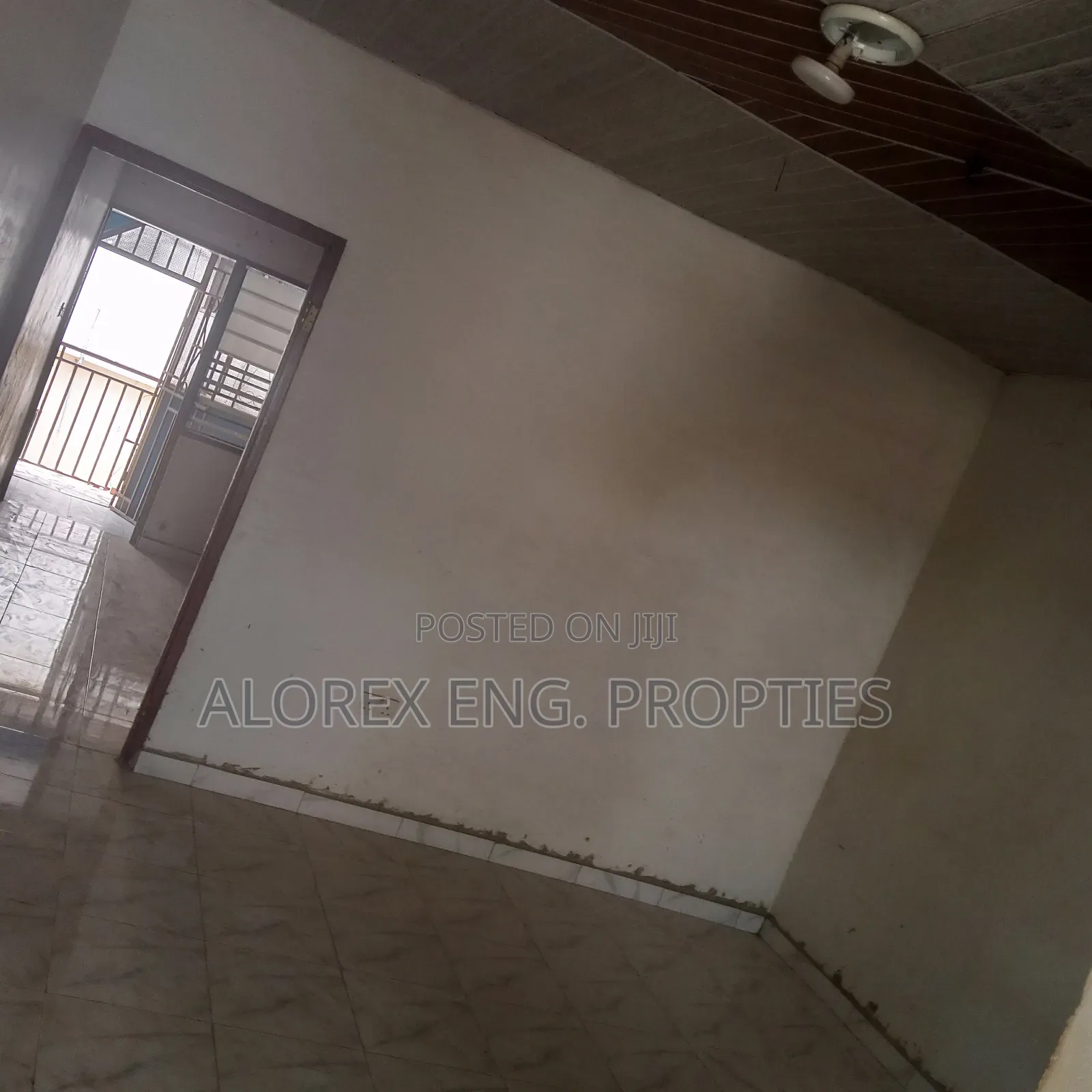 1bdrm Apartment in Chamber Self Rowi, Adenta for rent in Adenta