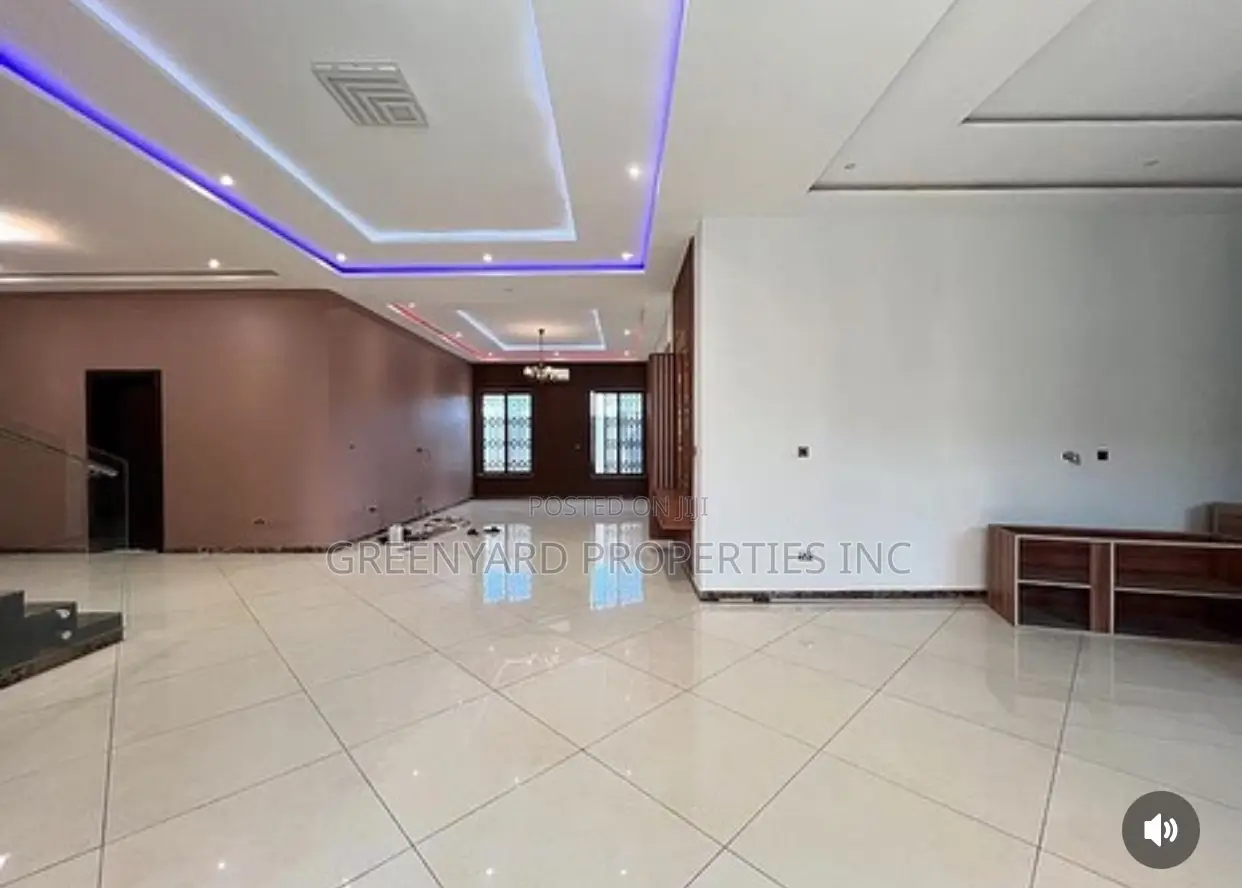 6bdrm Mansion in East, Airport Residential Area for sale in Airport Residential Area