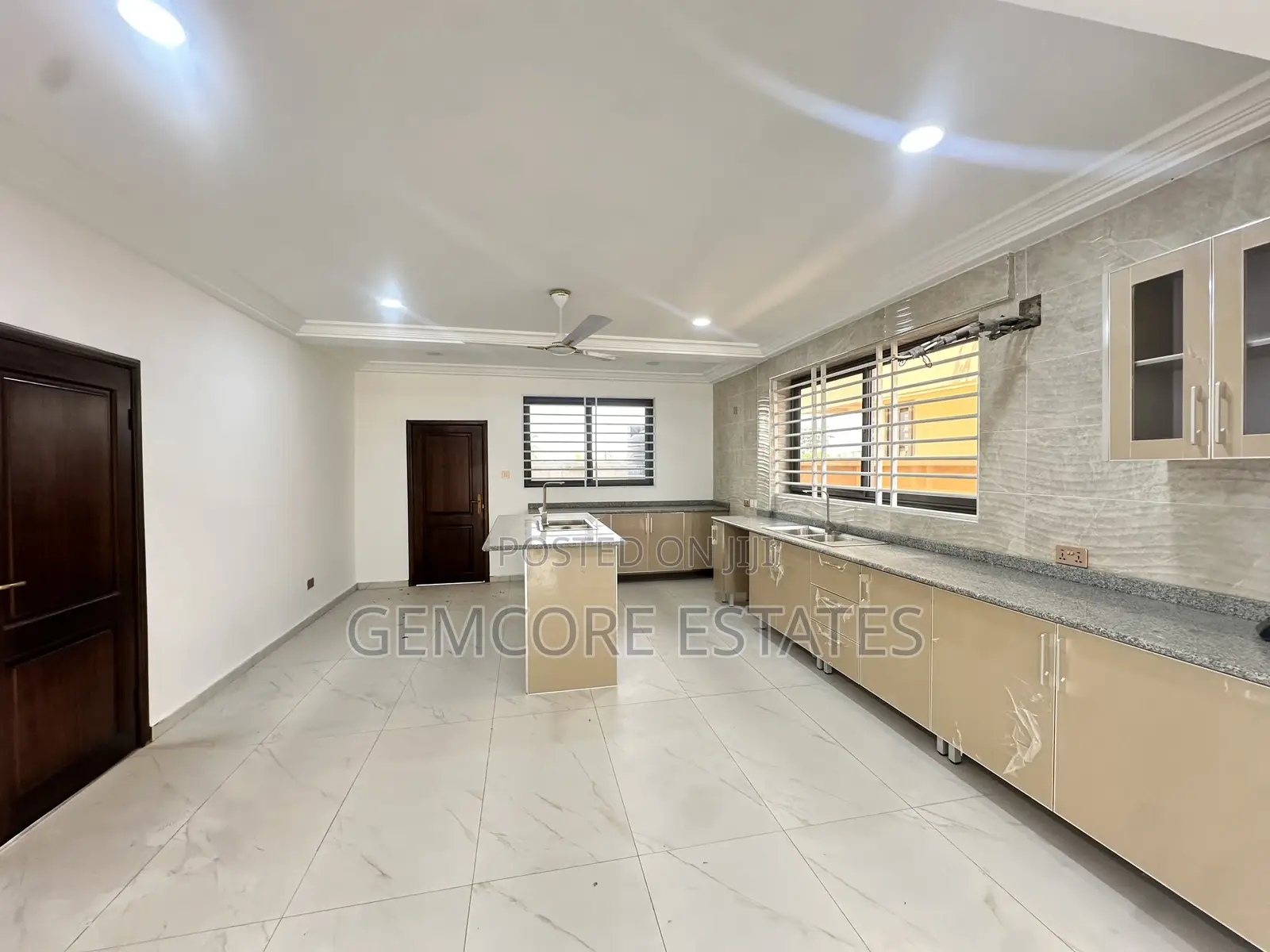 4bdrm House in Highways, Ashaley Botwe for sale in Ashaley Botwe