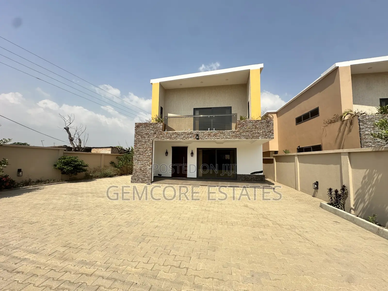 4bdrm House in Highways, Ashaley Botwe for sale in Ashaley Botwe