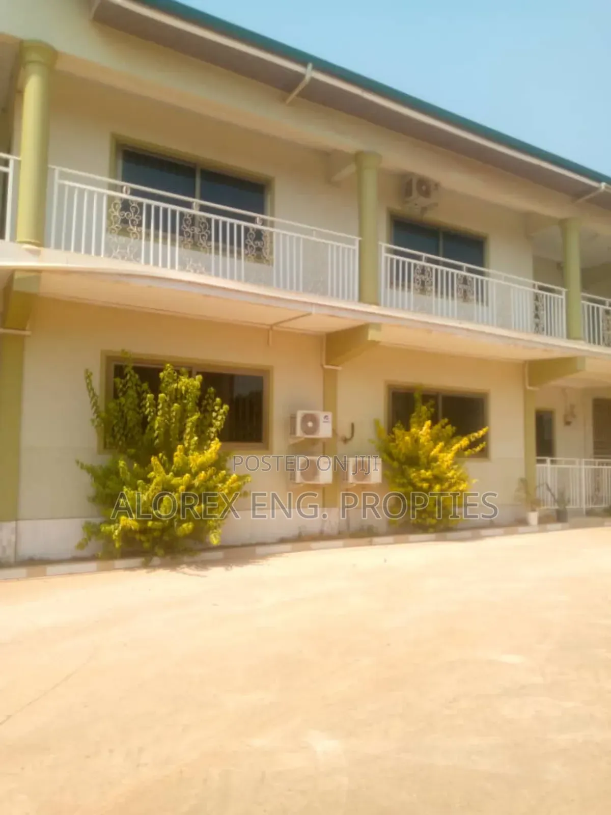 1bdrm Apartment in Chamber Self, Oyibi for rent in Oyibi