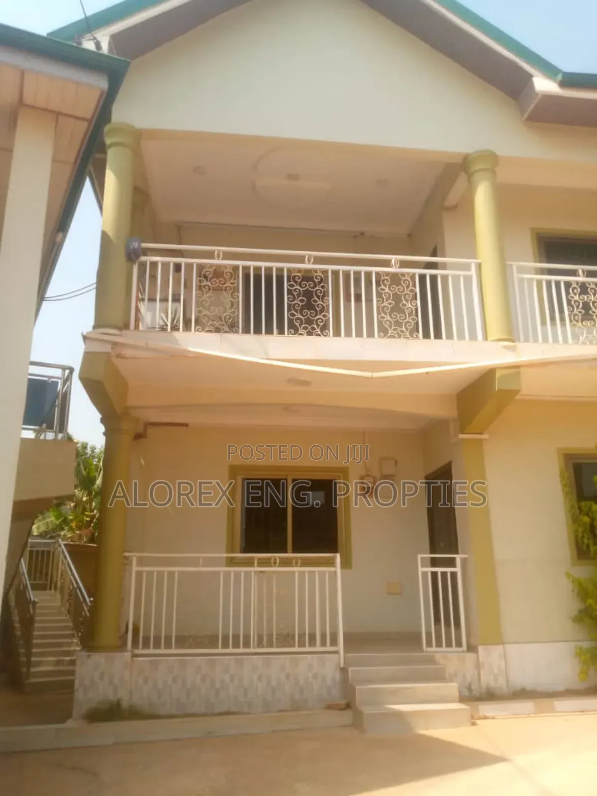 1bdrm Apartment in Chamber Self, Oyibi for rent in Oyibi