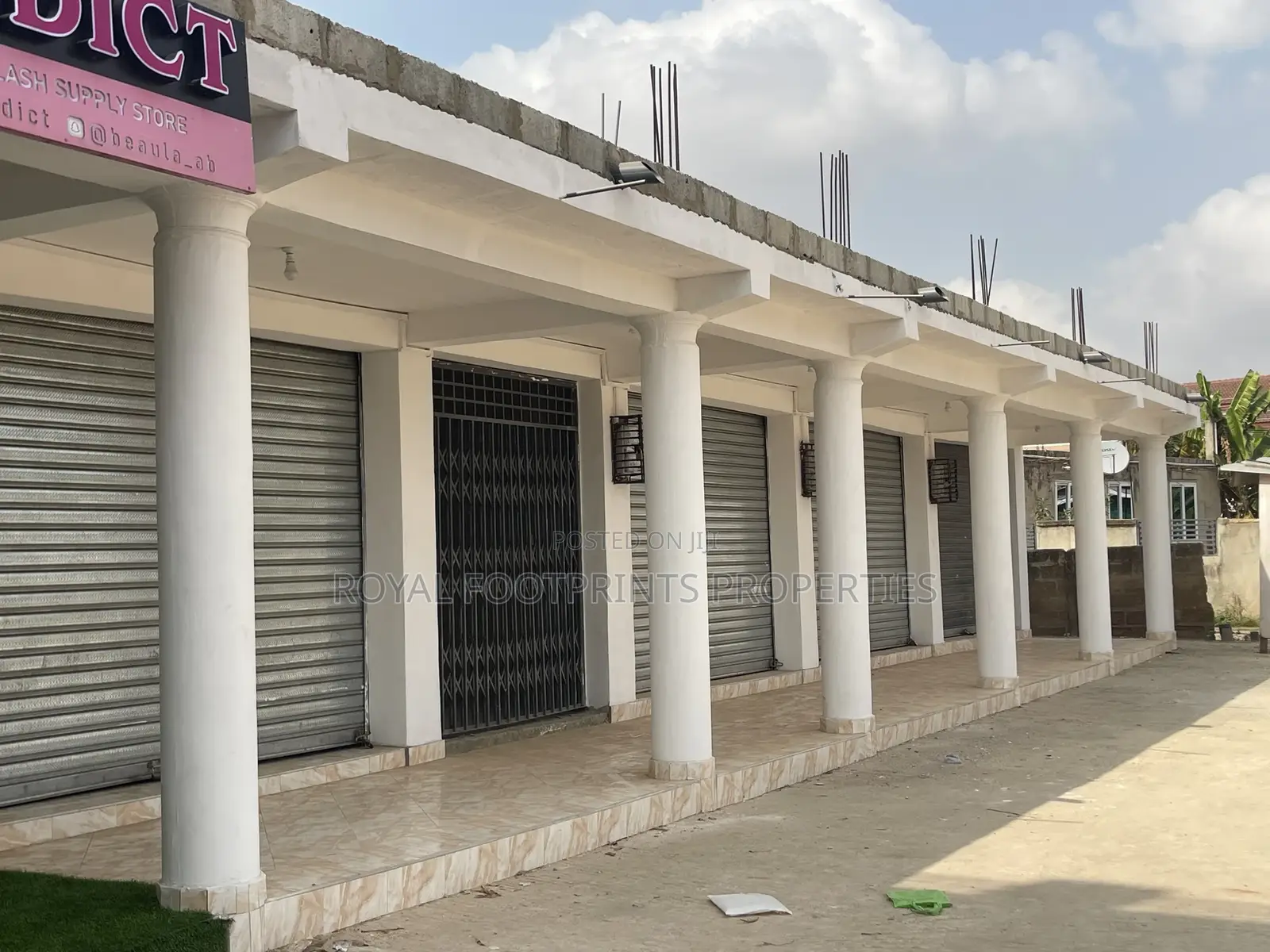 A Newly Built Single Shop at Ashaley Botwe in Ashaley Botwe