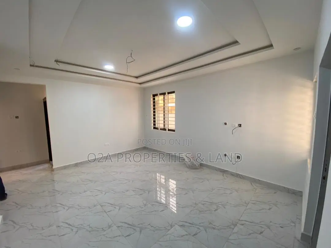 2bdrm House in Lashibi, Sakumono for sale in Sakumono