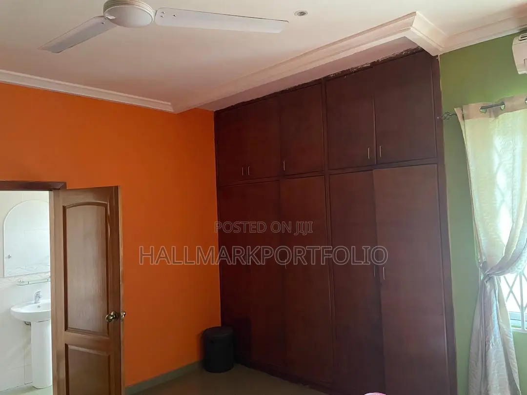 5bdrm House in Emefs Estate, Tema Metropolitan for sale in Tema Metropolitan